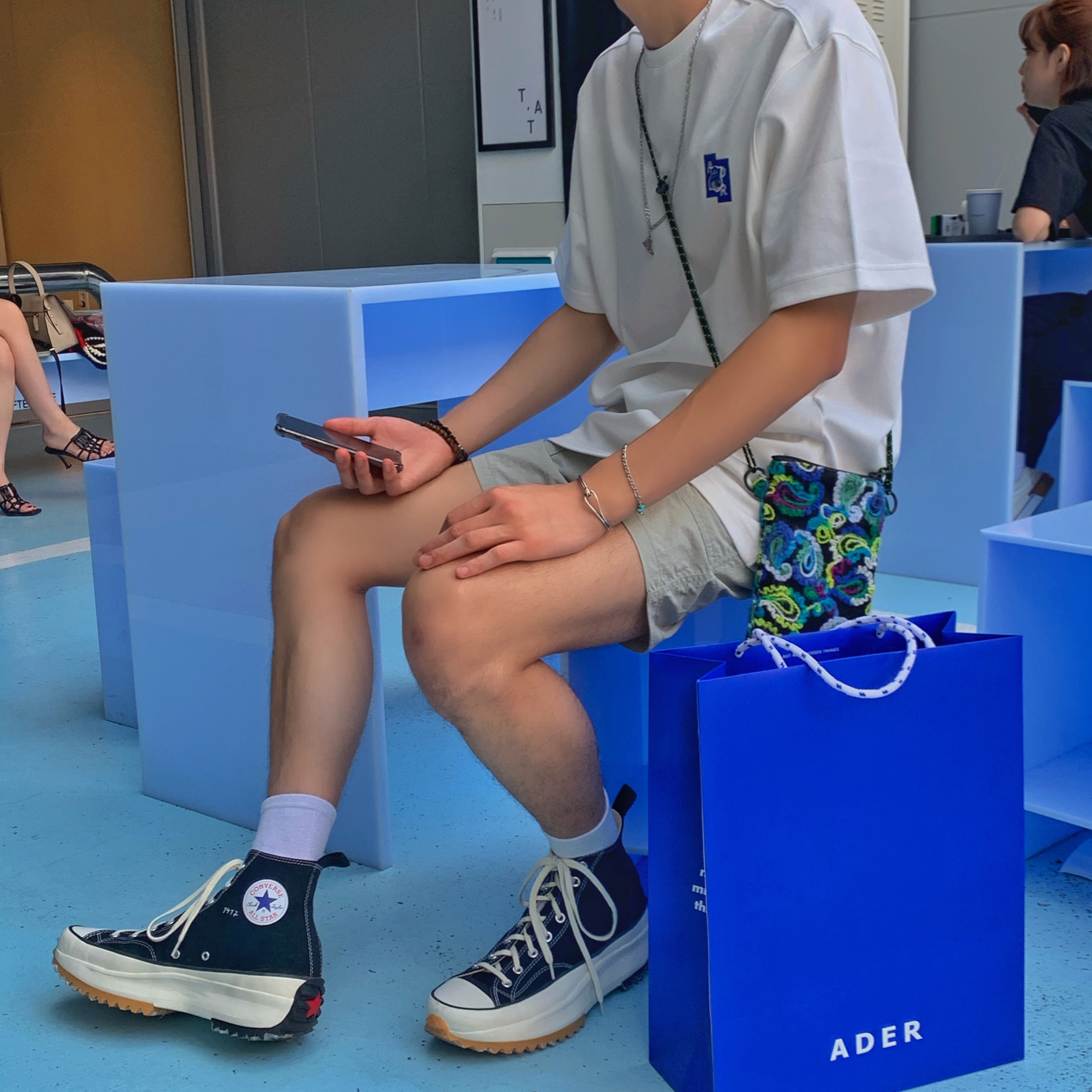 Converse x JW Anderson Run Star Hike Hi Black 착용 스타일 - 1
