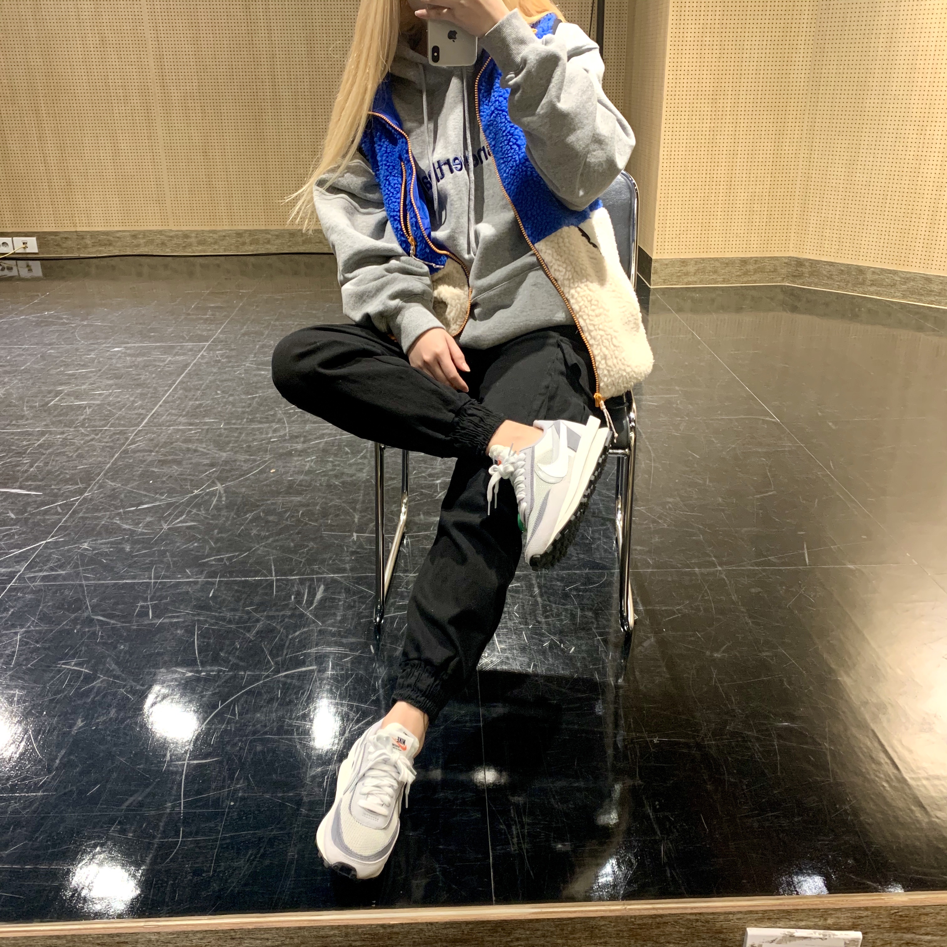 Nike x Sacai LDWaffle Summit White 착용 스타일