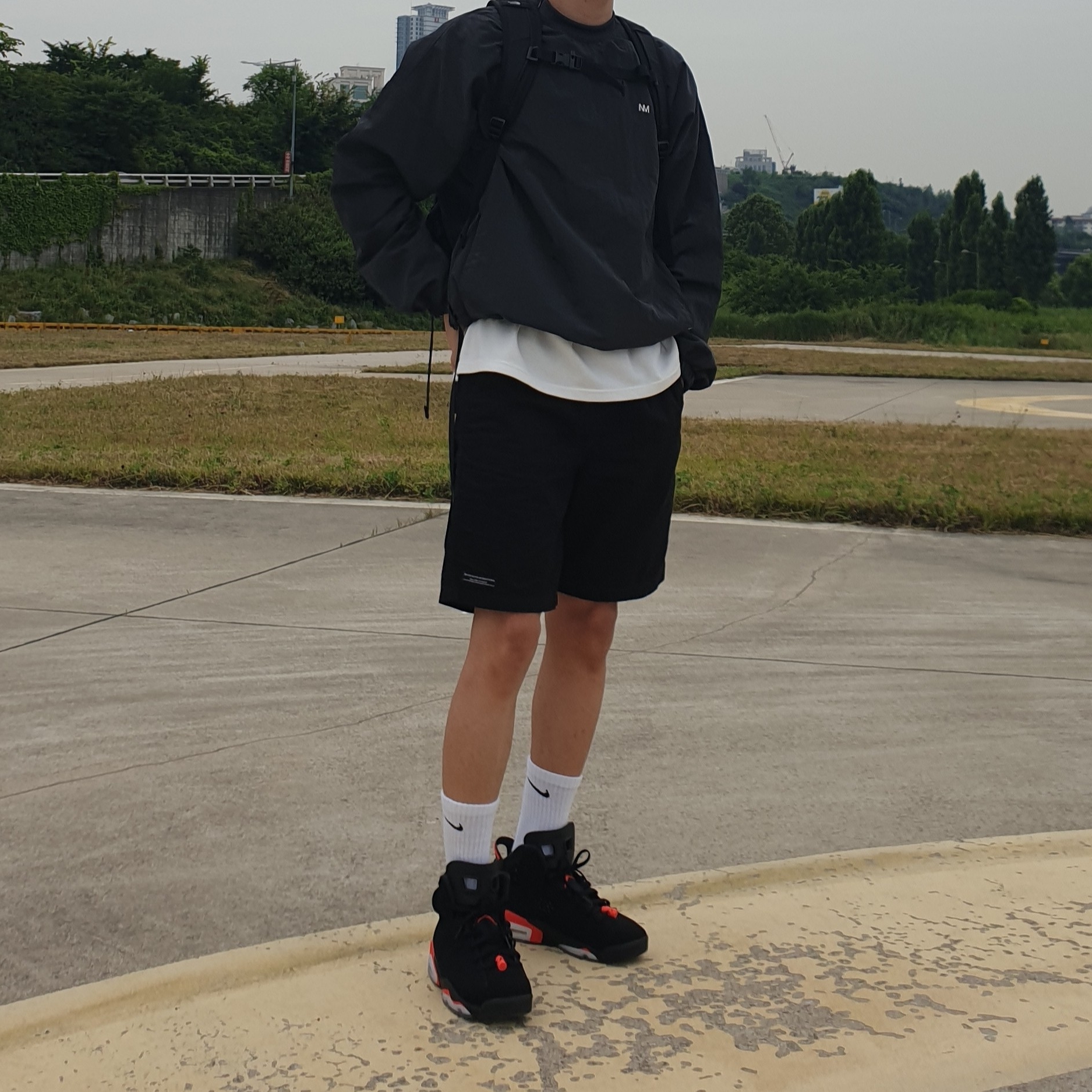 Jordan 6 Retro Infrared 2019 착용 스타일