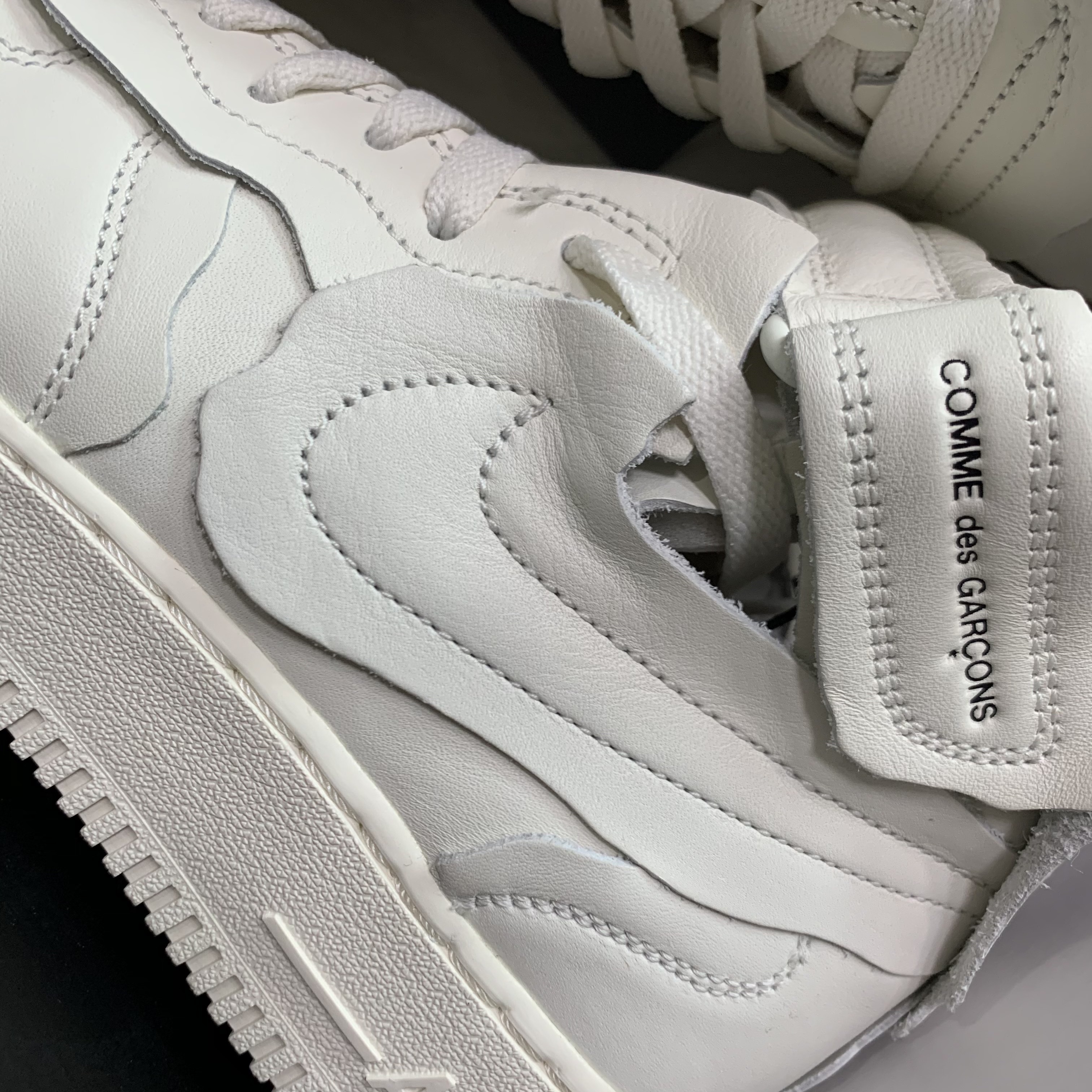 Nike x Comme des Garcons Homme Plus Air Force Mid White 착용 스타일