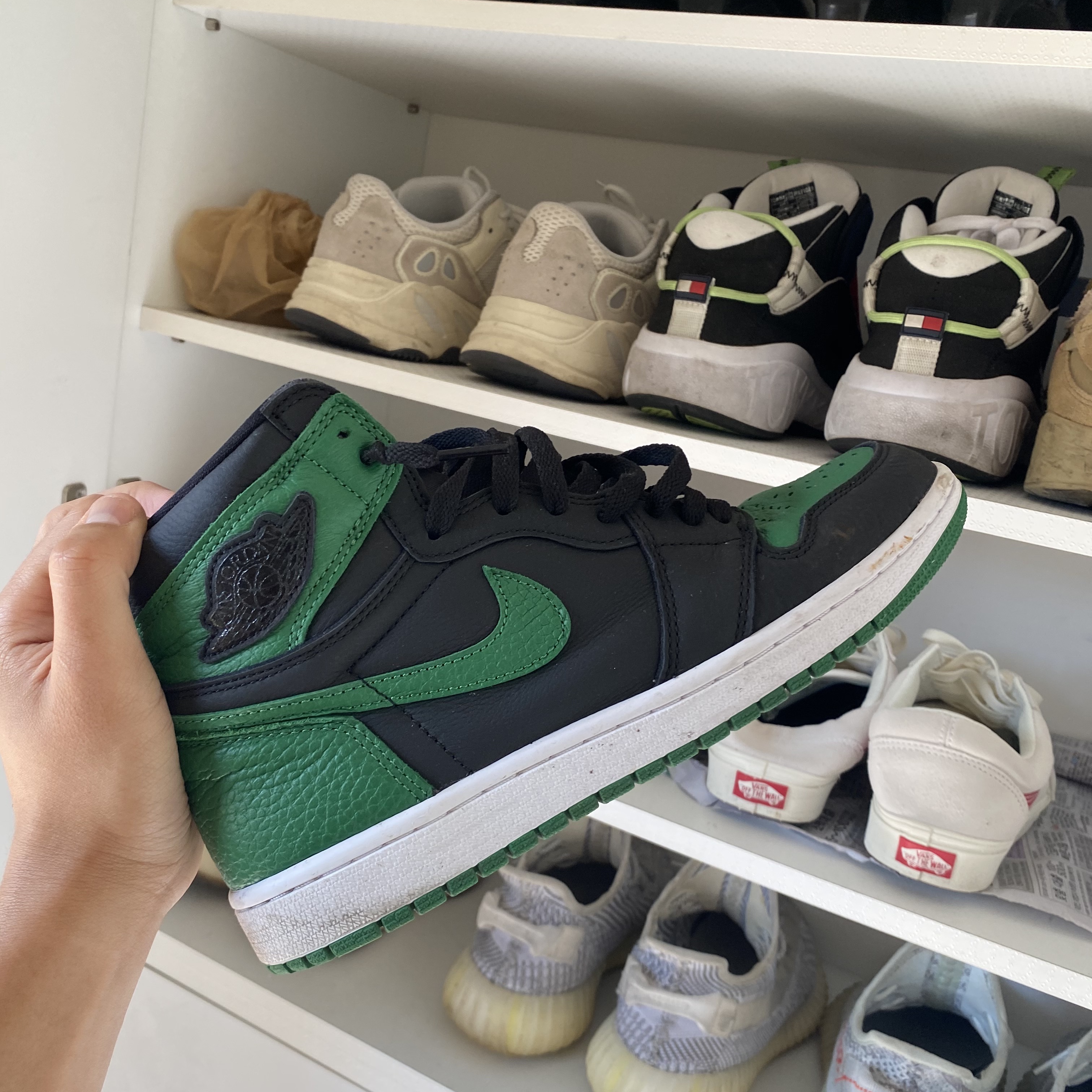 Jordan 1 Retro High OG Pine Green Black 착용 스타일