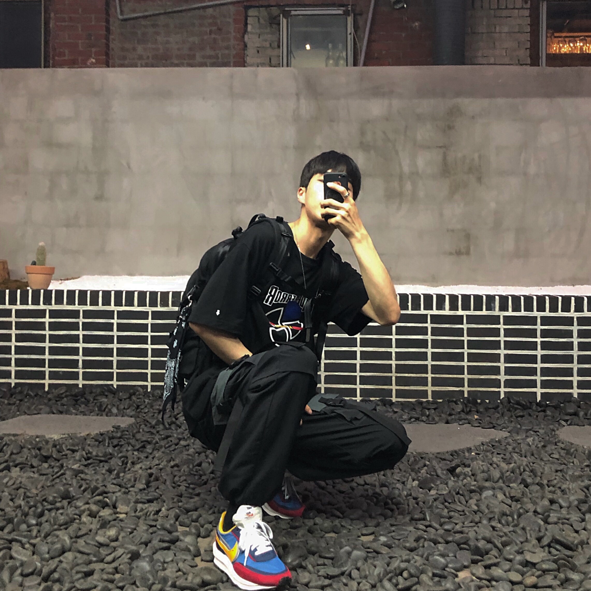 Nike x Sacai LDWaffle Blue Multi 착용 스타일