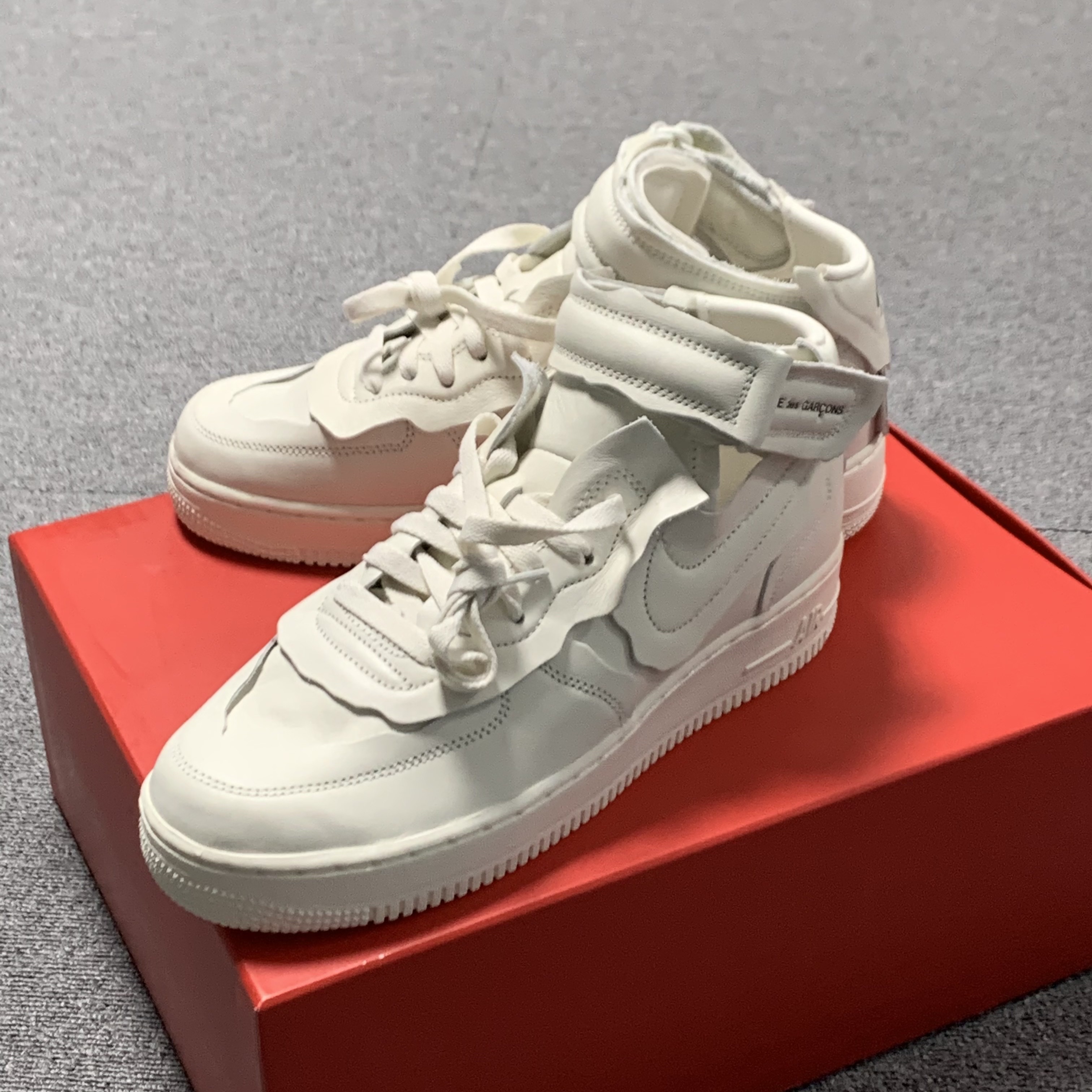 Nike x Comme des Garcons Homme Plus Air Force Mid White 착용 스타일