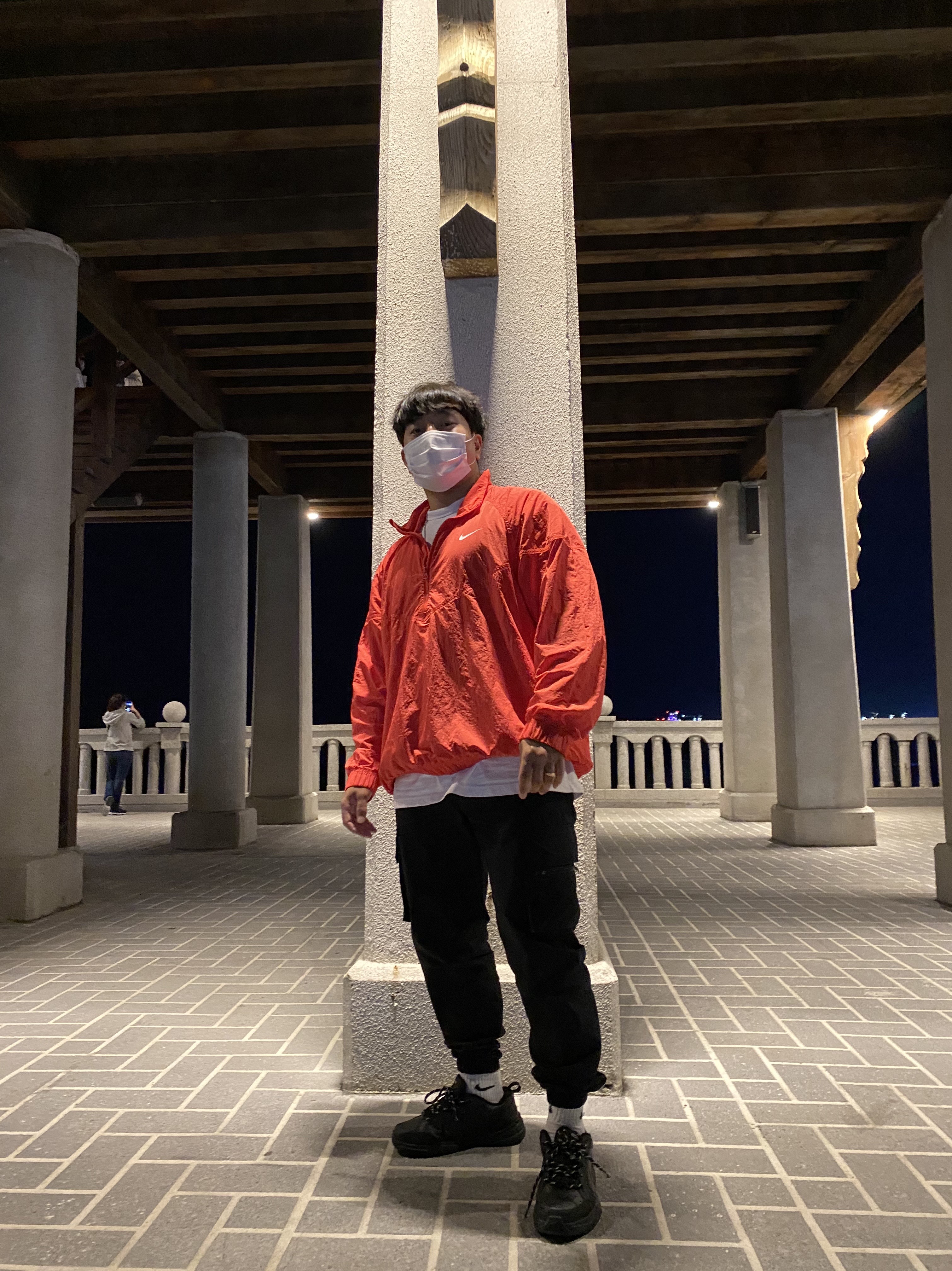 Nike Air Monarch IV Black 착용 스타일 - 1