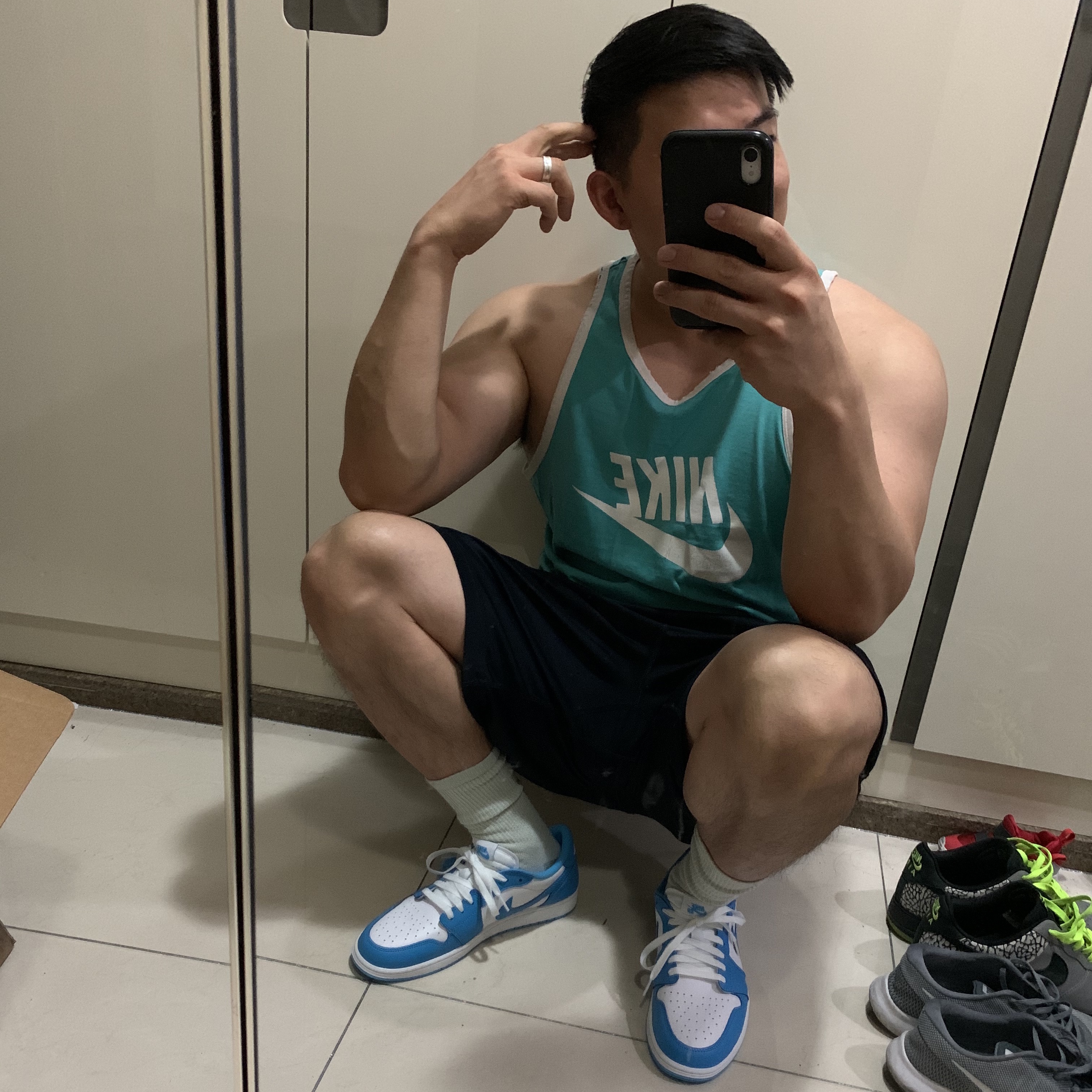 Jordan 1 Low SB UNC 착용 스타일