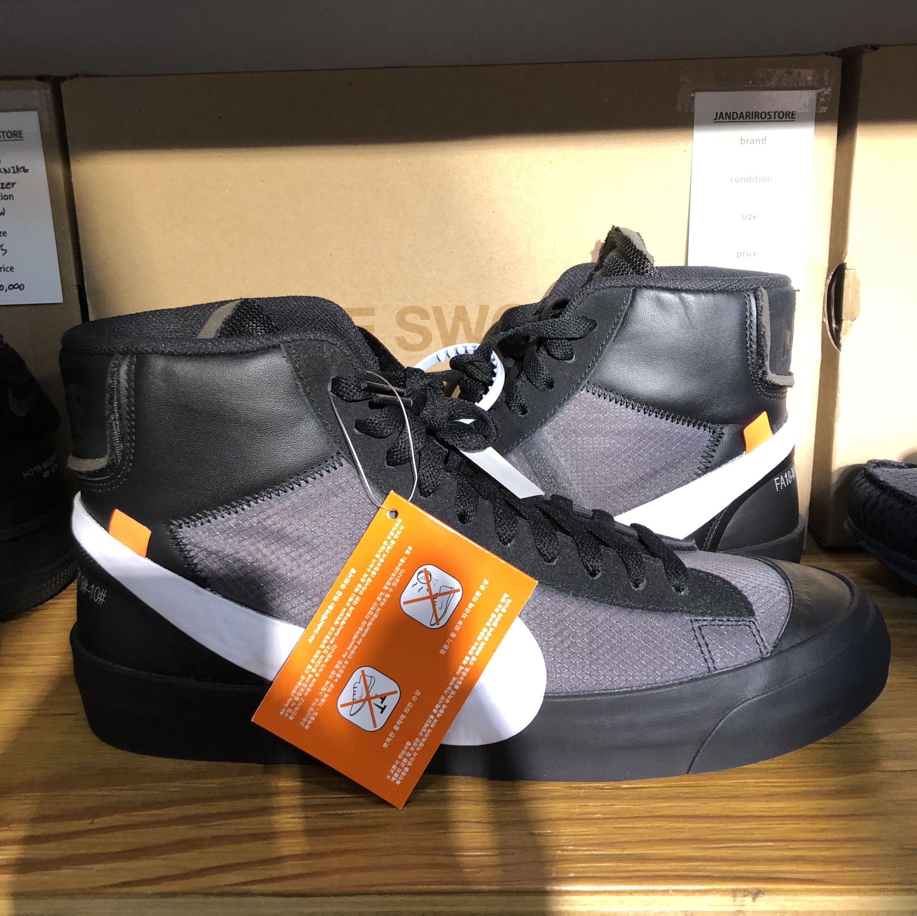 Nike x Off-White Blazer Mid Grim Reaper Black 착용 스타일