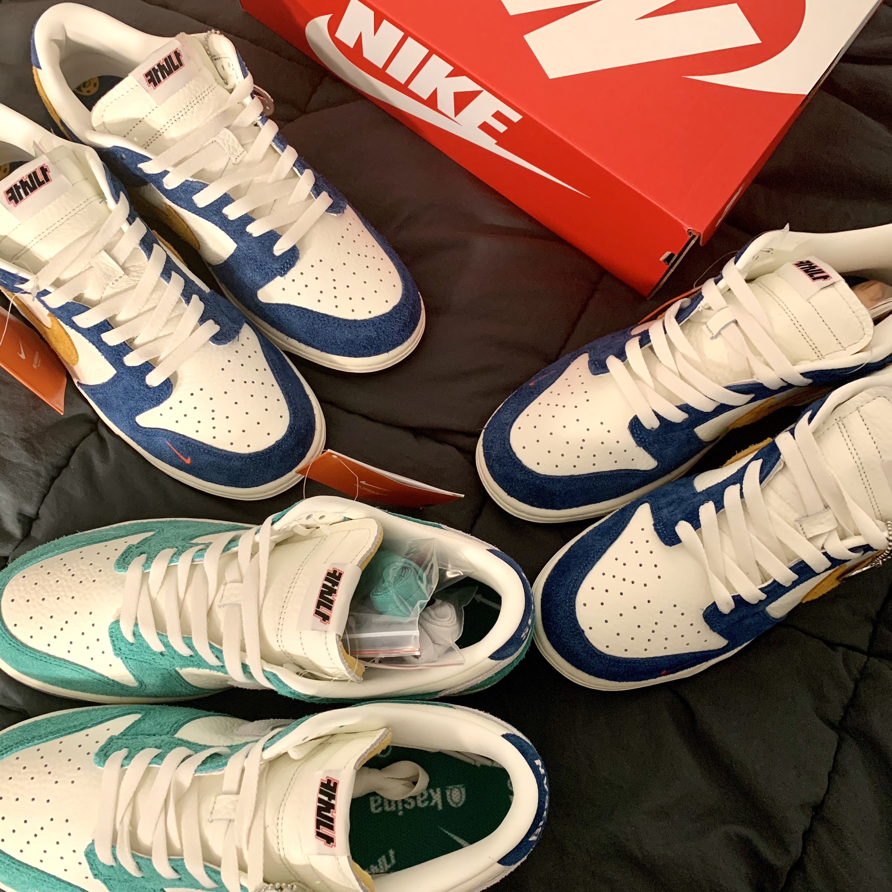 Nike x Kasina Dunk Low Road Sign - Kasina Exclusive, Nike x Kasina Dunk Low 80's Bus 착용 스타일
