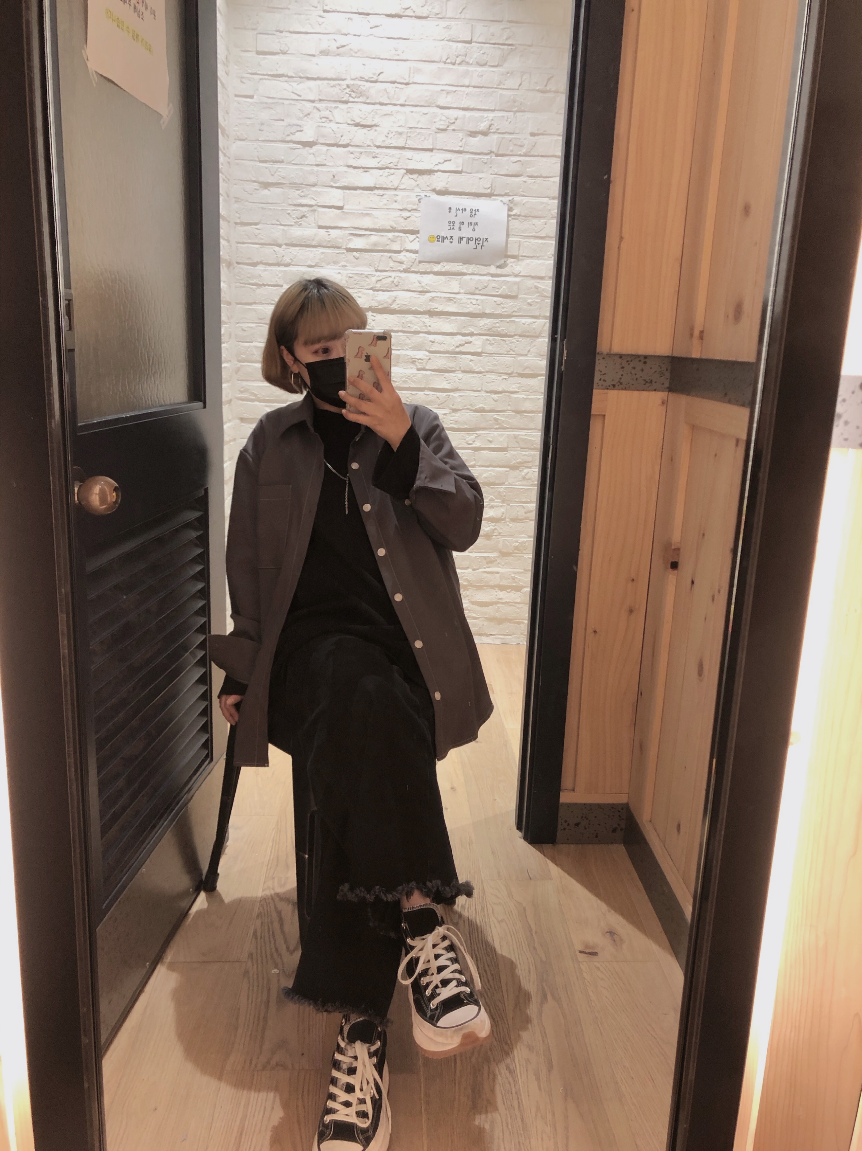 Converse Run Star Hike Hi Black White Gum 착용 스타일