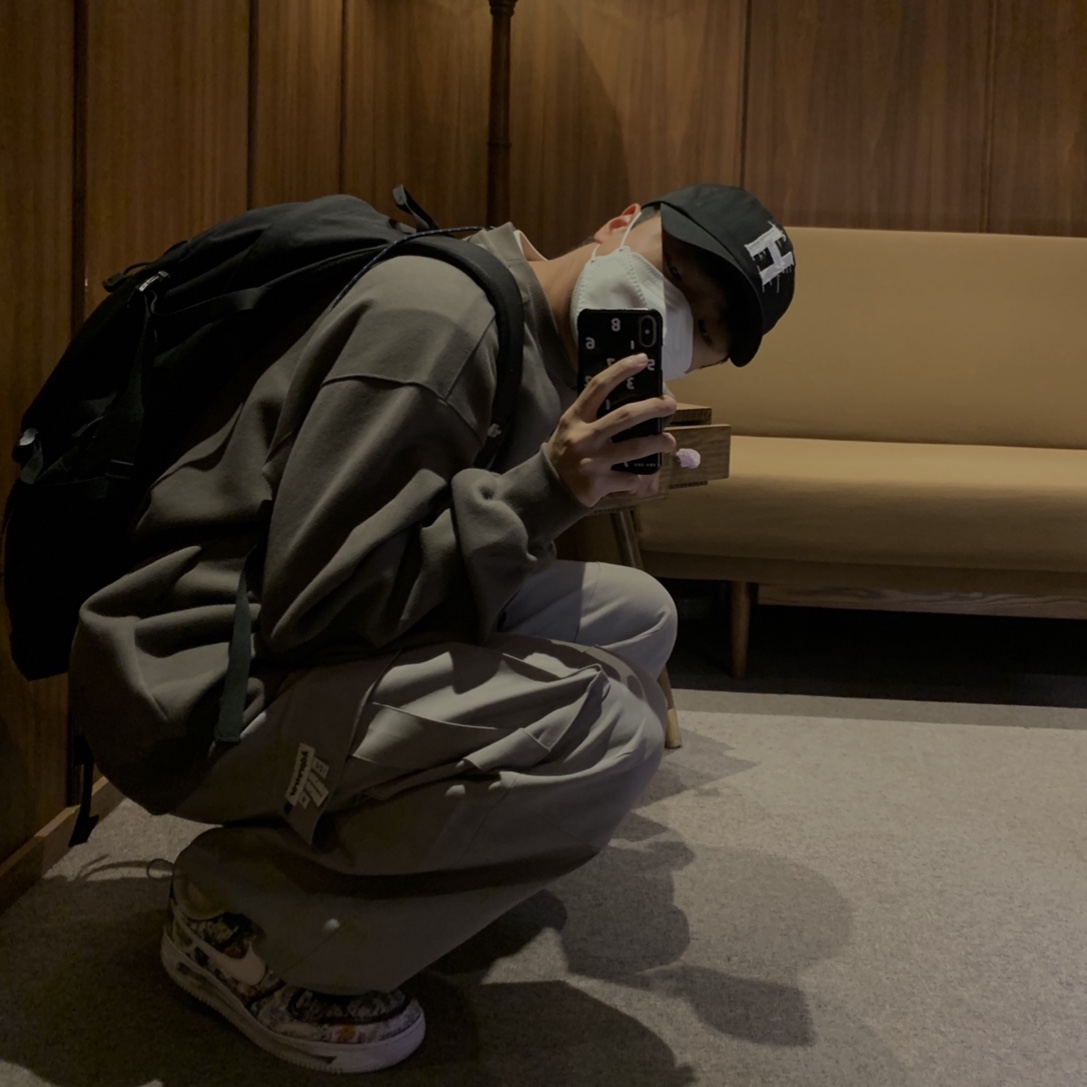 Nike x Peaceminusone Air Force 1 Low Para-Noise 착용 스타일