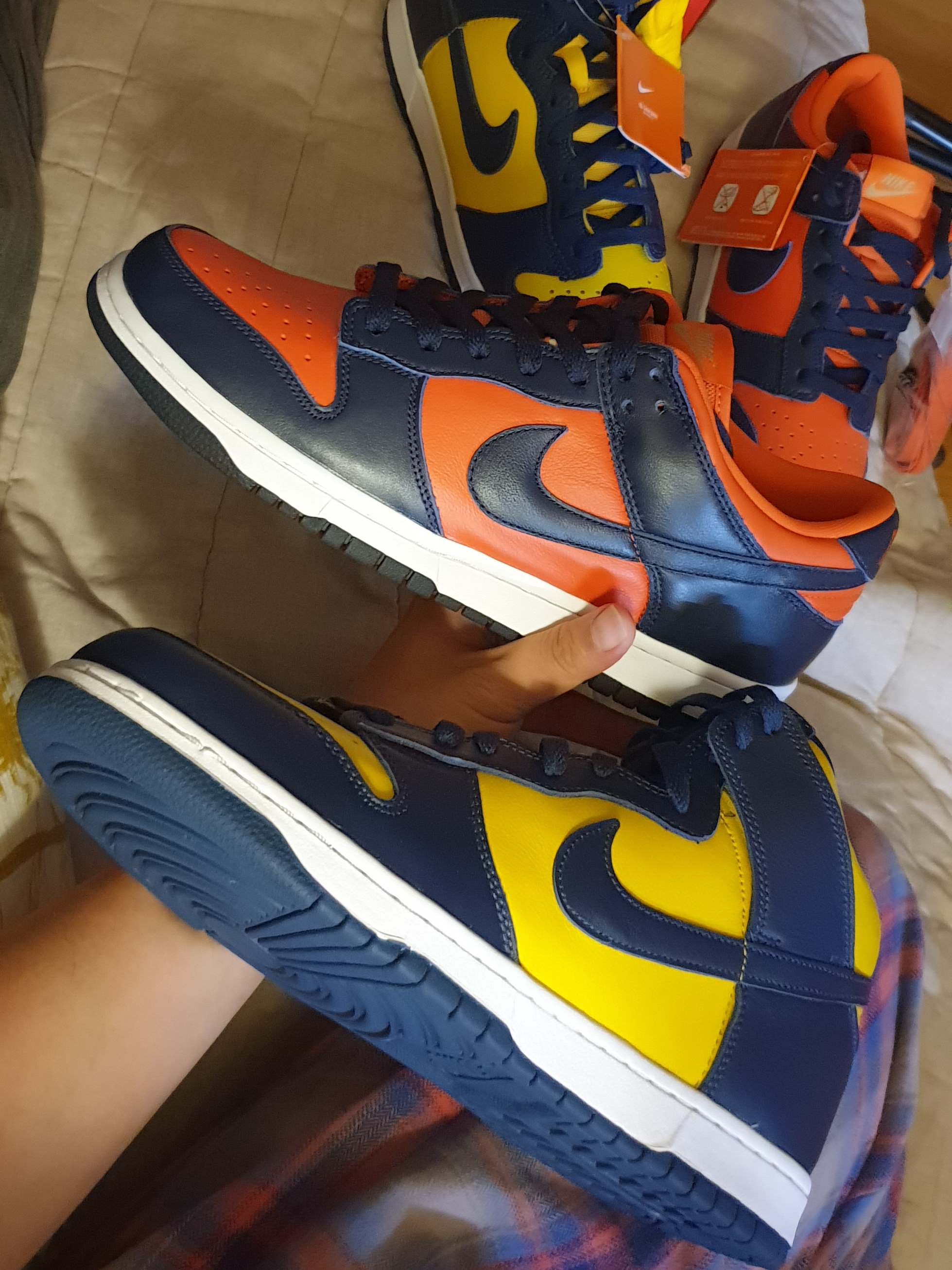 Nike Dunk High SP Maize & Blue, Nike Dunk Low SP Champ Colors 착용 스타일