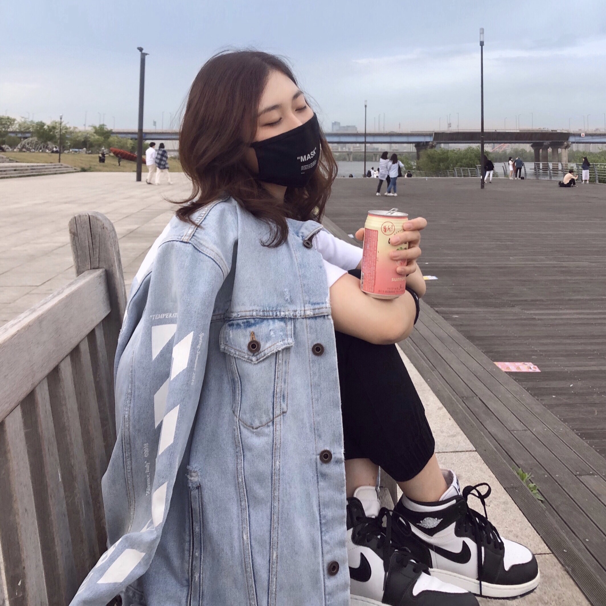 Jordan 1 Retro High OG Black White 2014, (GS) Jordan 1 Retro High OG Black White 2014 착용 스타일
