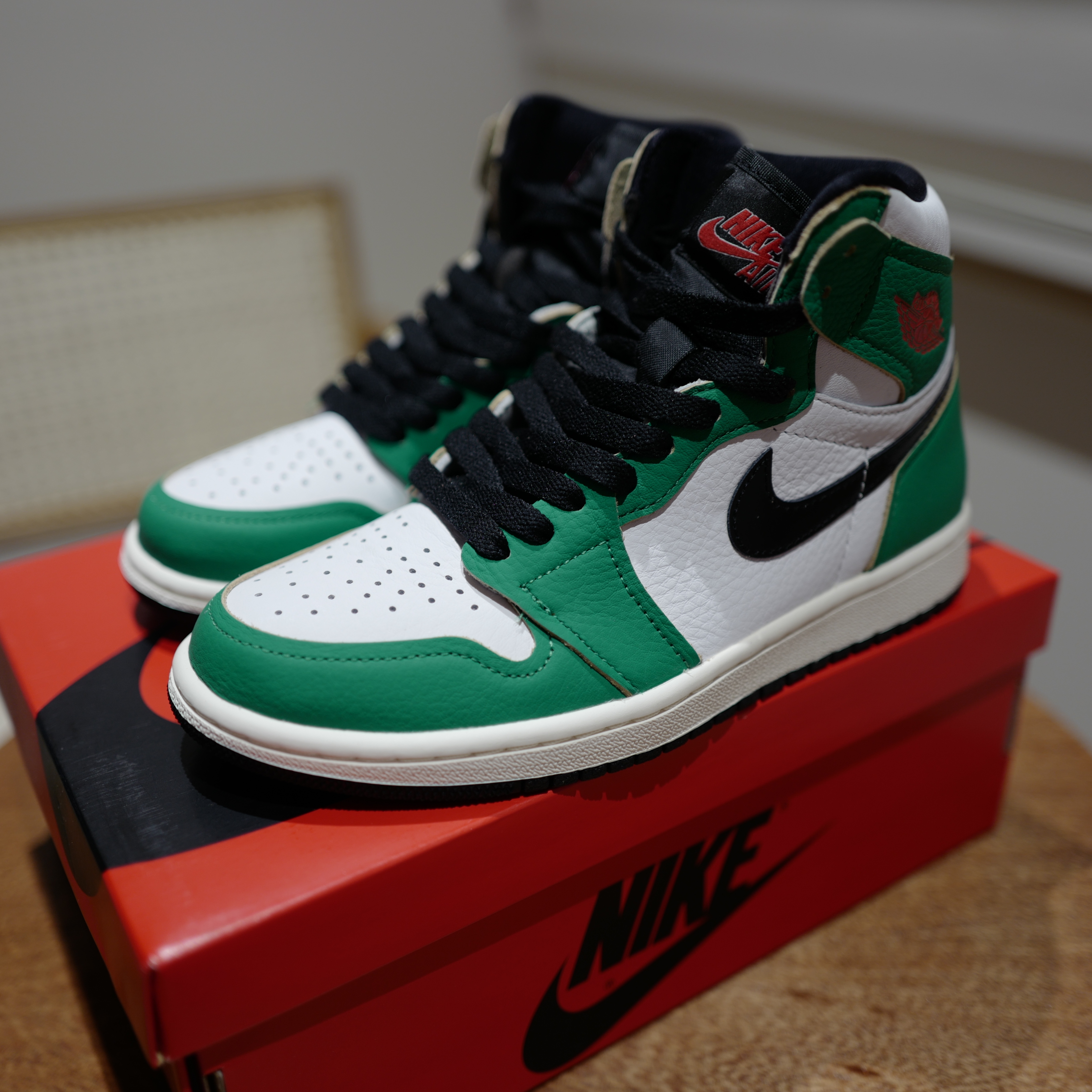 (W) Jordan 1 Retro High OG Lucky Green 착용 스타일