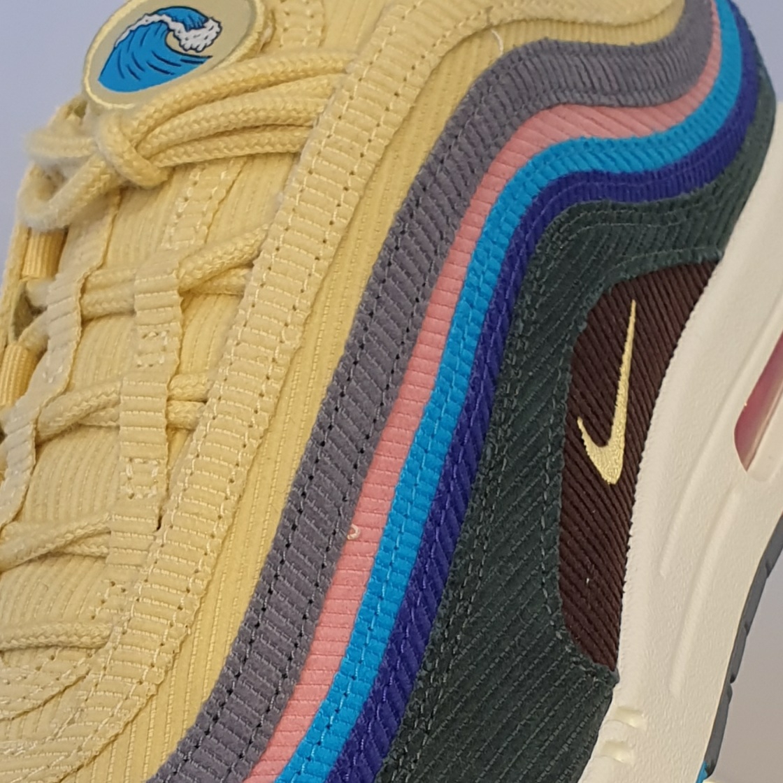 Nike x Sean Wotherspoon Air Max 1/97 착용 스타일