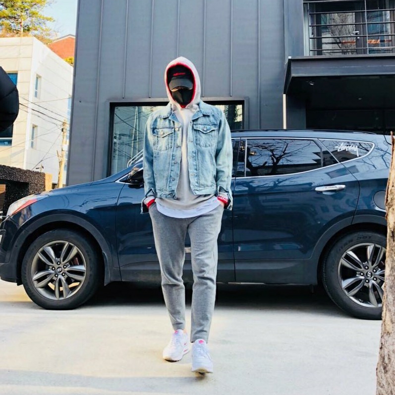 Nike Air Max 1 Jewel Rare Ruby White Red 착용 스타일