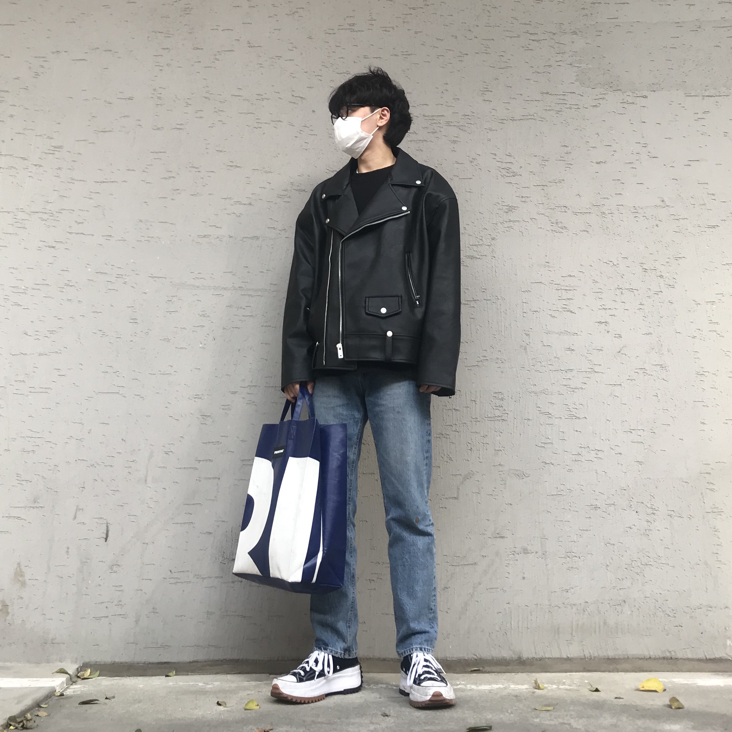 Converse Run Star Hike Hi Black White Gum 착용 스타일