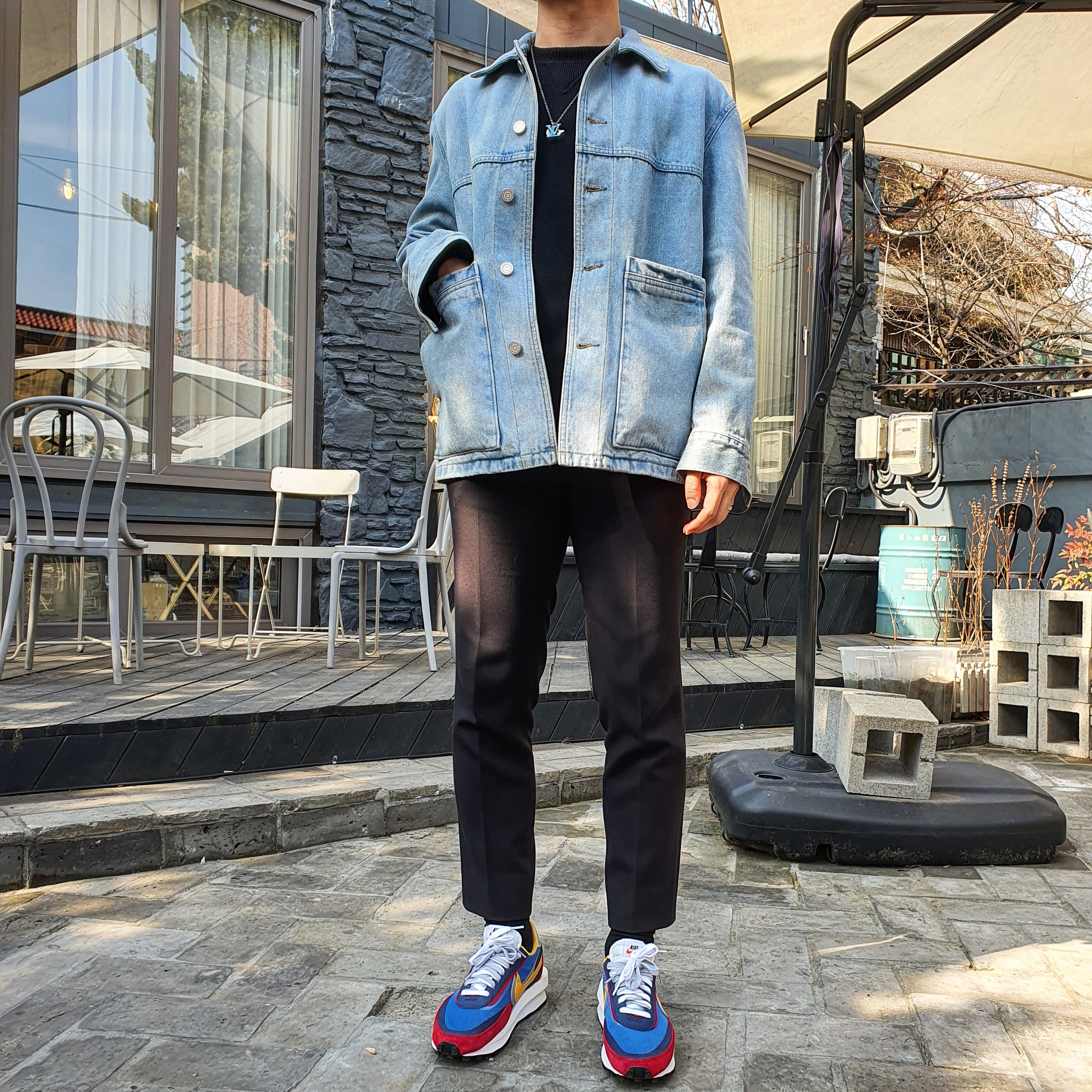Nike x Sacai LDWaffle Blue Multi 착용 스타일