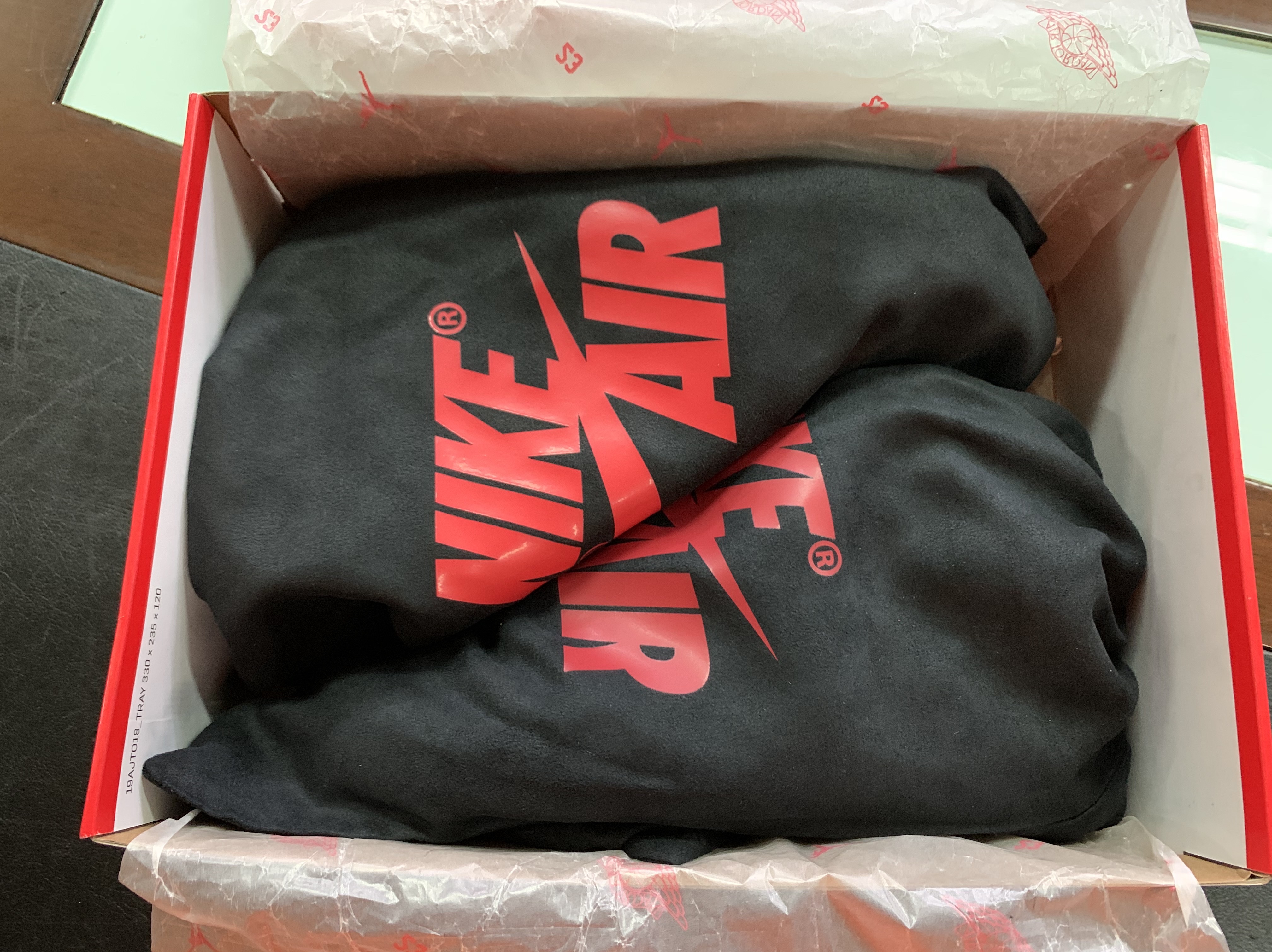 Jordan 1 High 85 Varsity Red 착용 스타일 - 4
