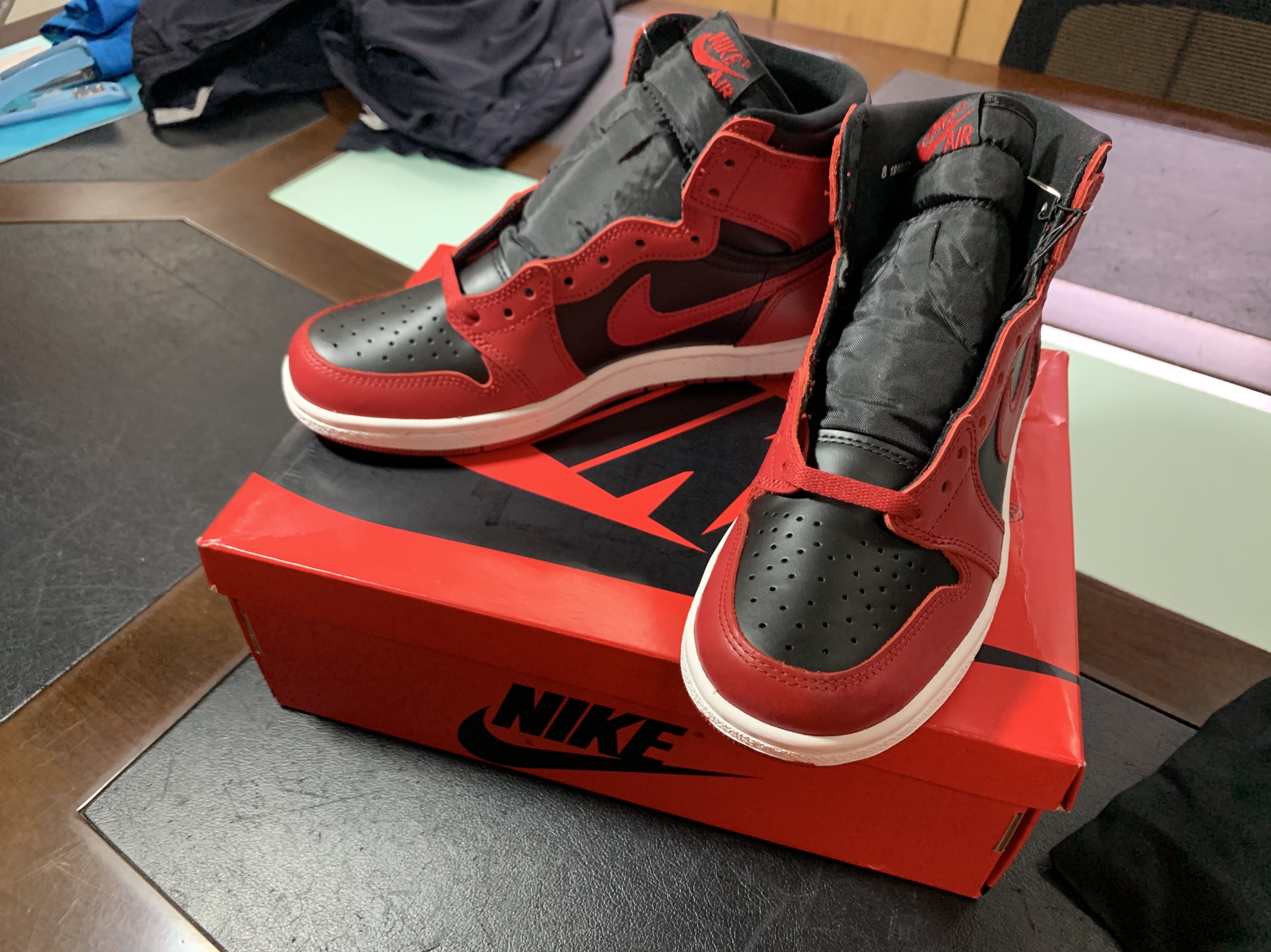 Jordan 1 High 85 Varsity Red 착용 스타일 - 3