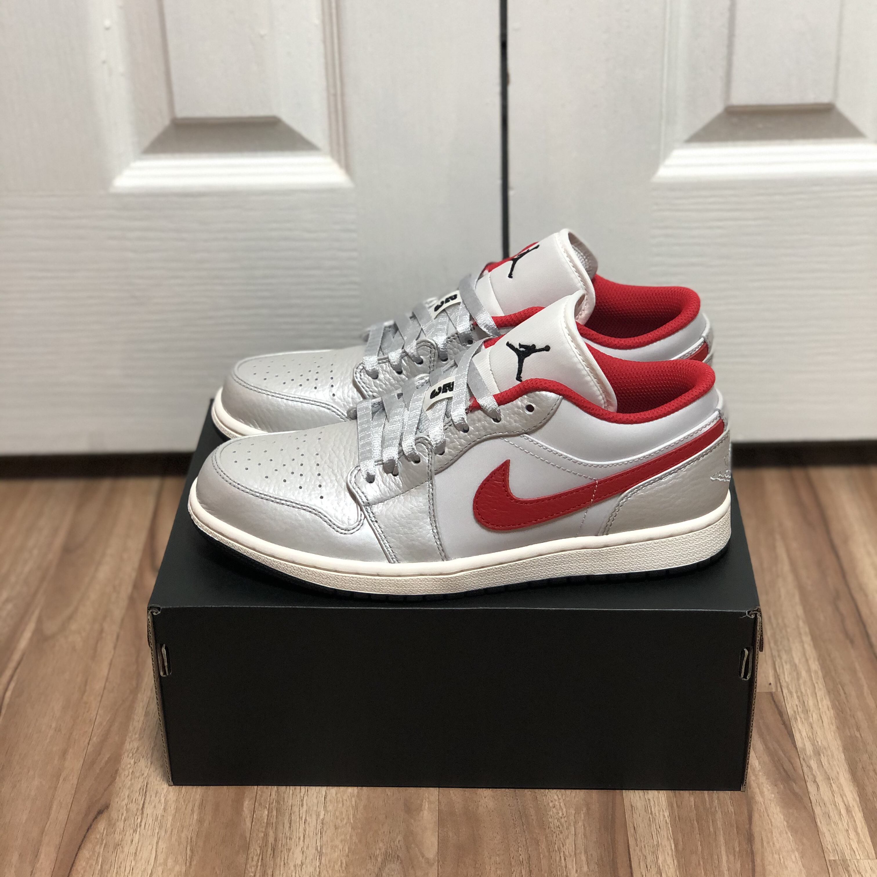 Jordan 1 Low Night Track 착용 스타일 - 2