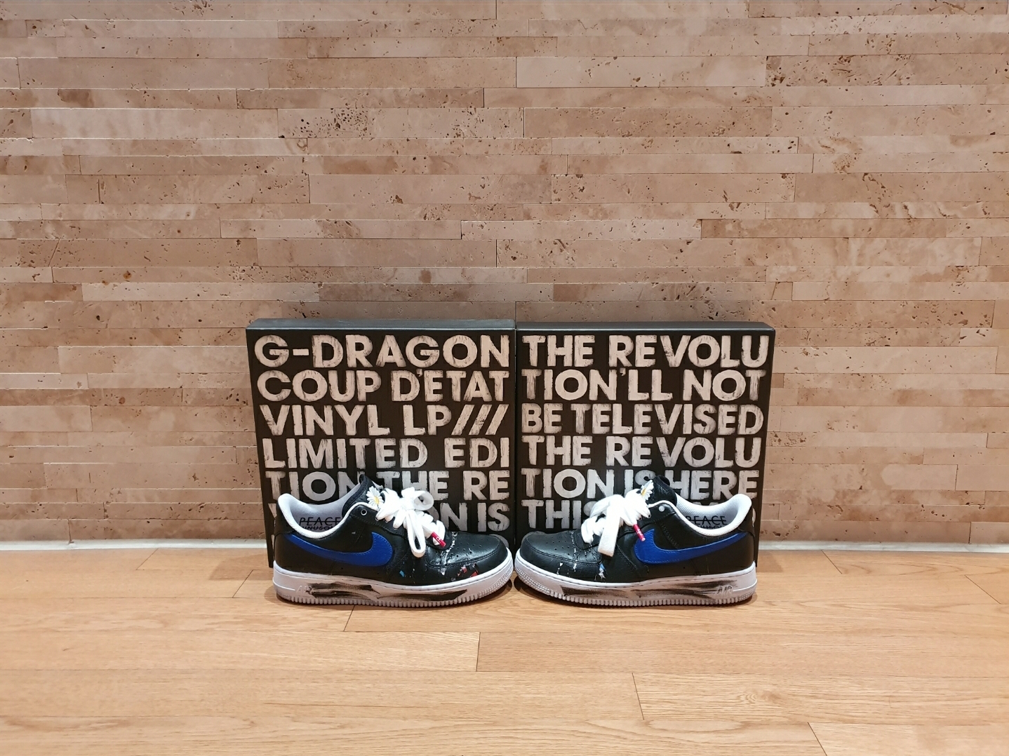 Nike x Peaceminusone Air Force 1 Low Para-Noise 착용 스타일