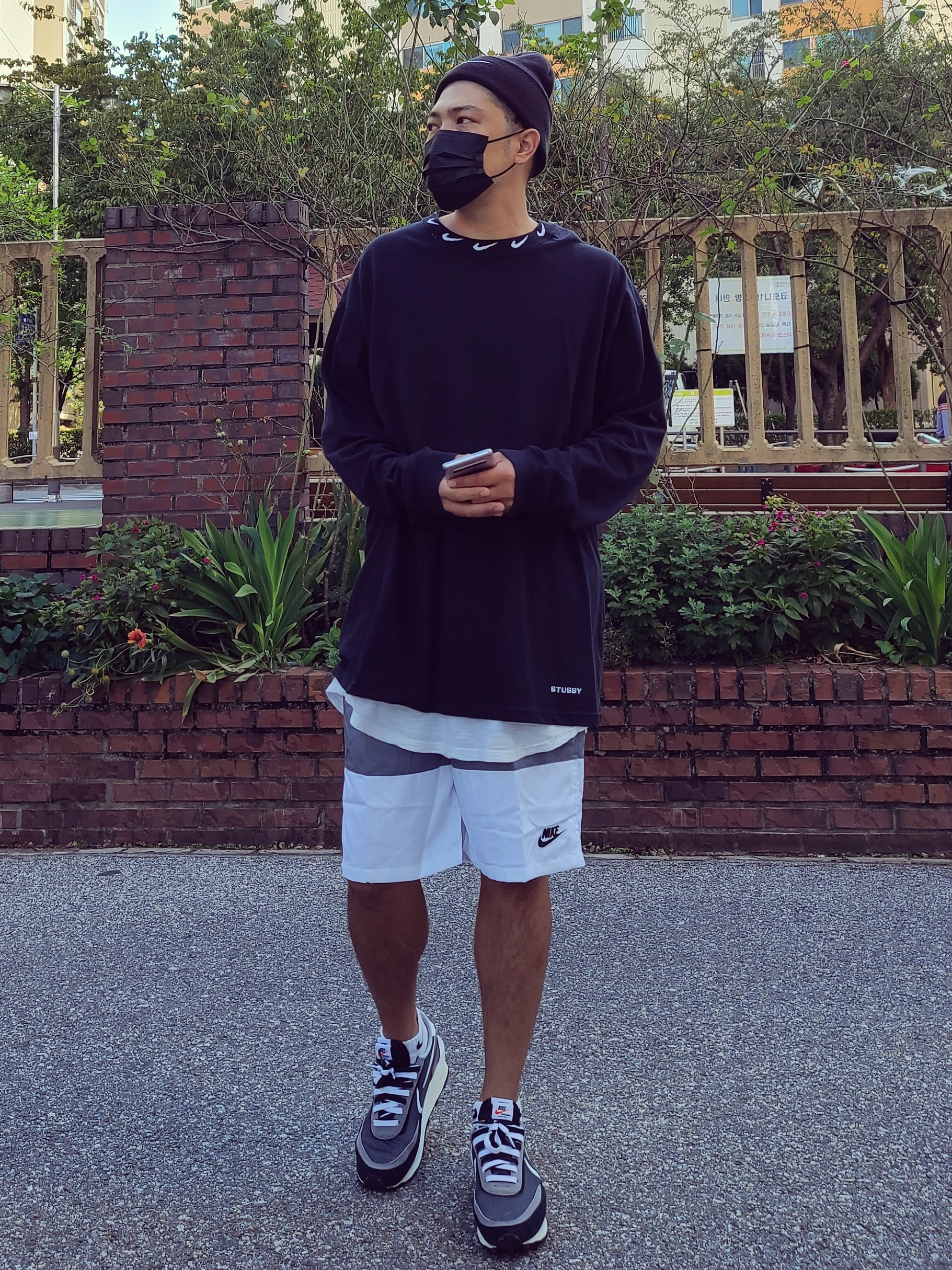 Nike x Sacai LDWaffle Black 착용 스타일