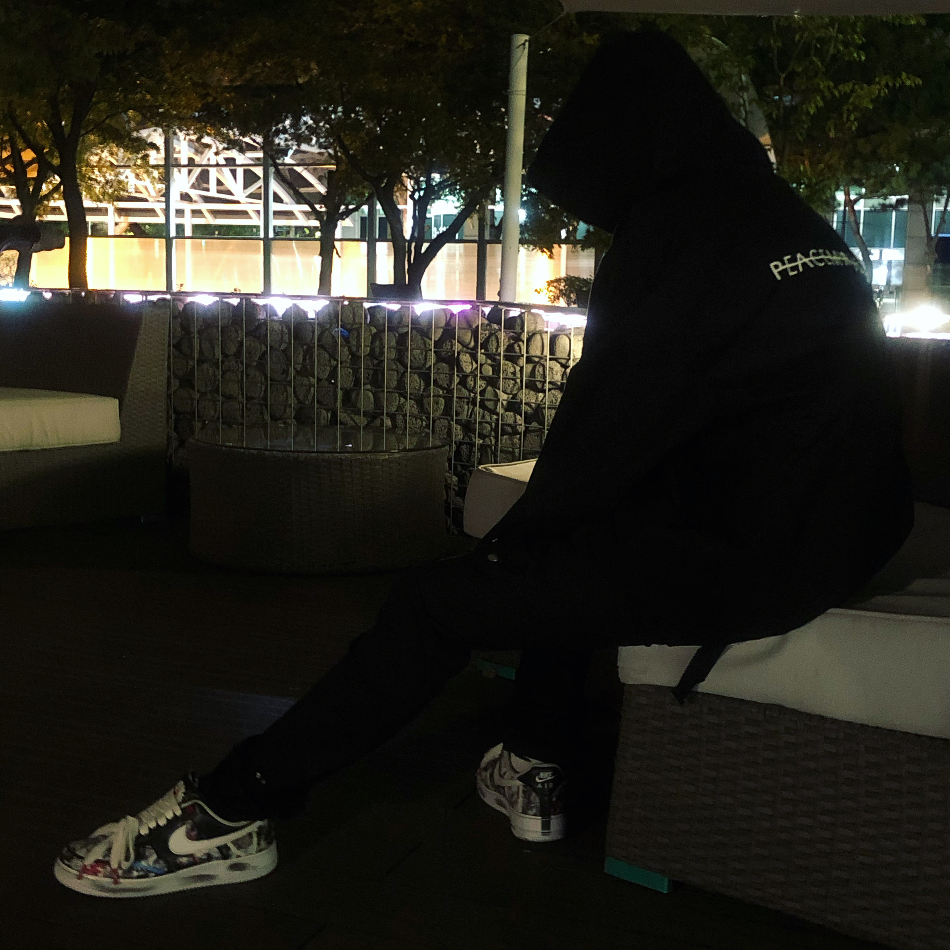 Nike x Peaceminusone Air Force 1 Low Para-Noise 착용 스타일
