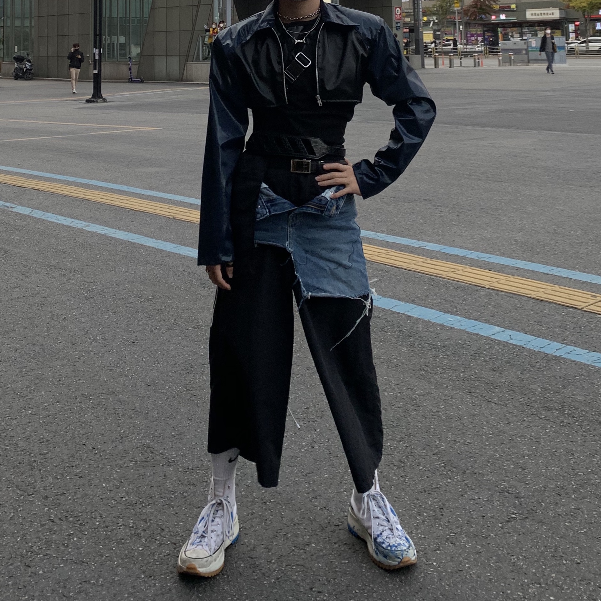 Converse x JW Anderson Run Star Hike Hi White 착용 스타일 - 2
