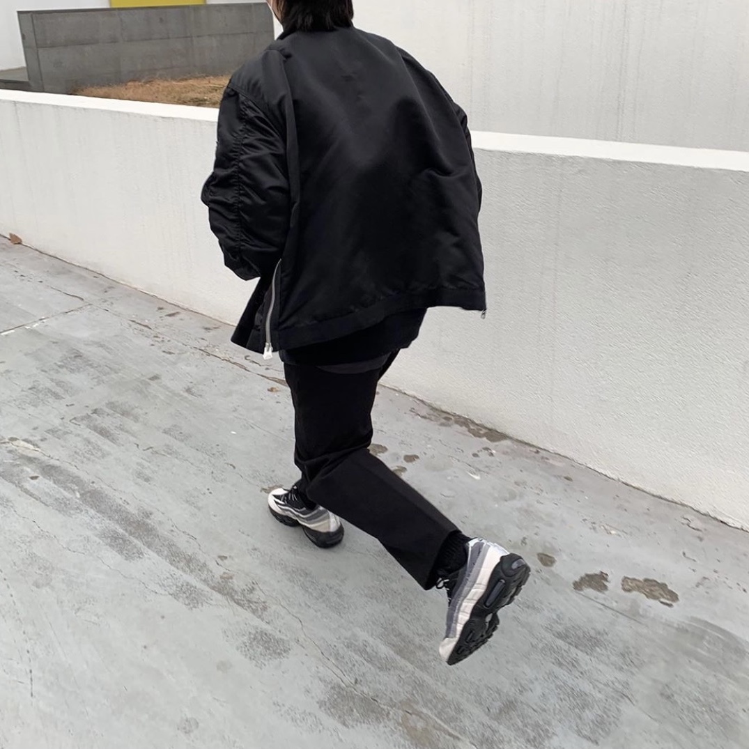 Nike x Comme des Garcons Homme Plus Air Max 95 Charcoal 착용 스타일 - 1