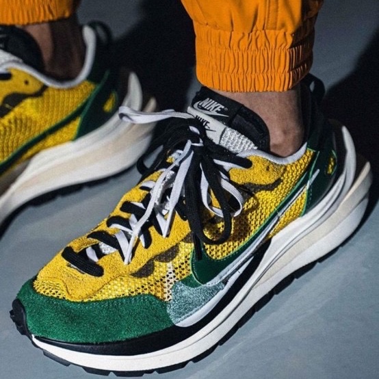 Nike x Sacai VaporWaffle Black White, Nike x Sacai VaporWaffle Royal Fuchsia 착용 스타일