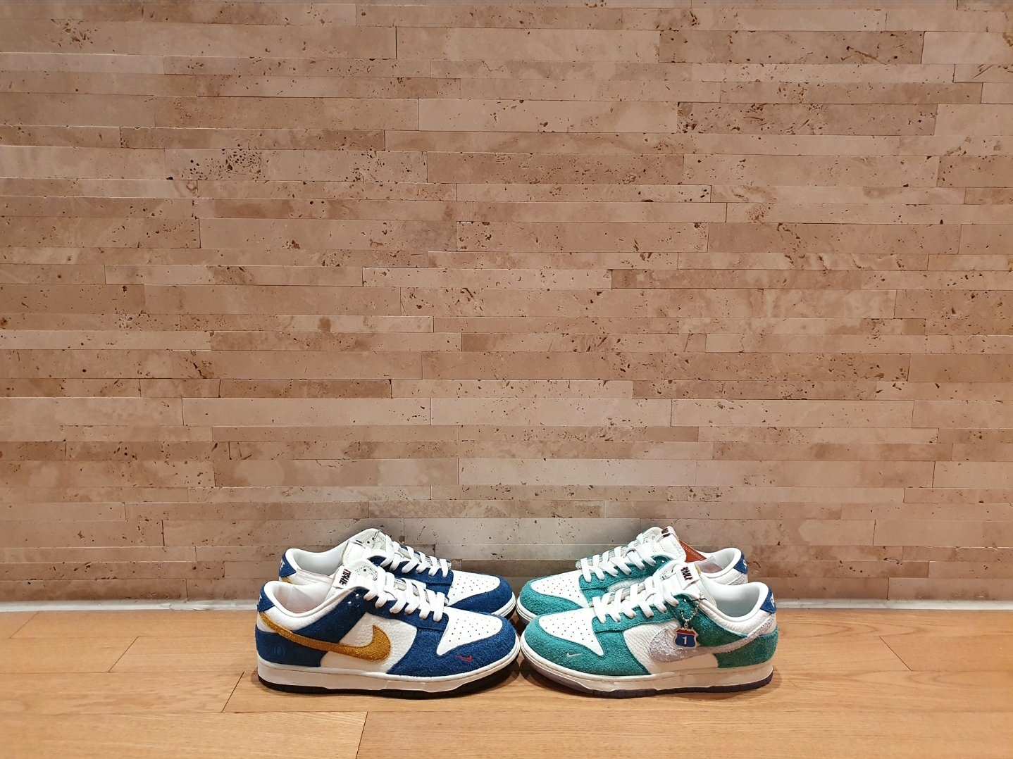 Nike x Kasina Dunk Low 80's Bus, Nike x Kasina Dunk Low Road Sign - Kasina Exclusive 착용 스타일