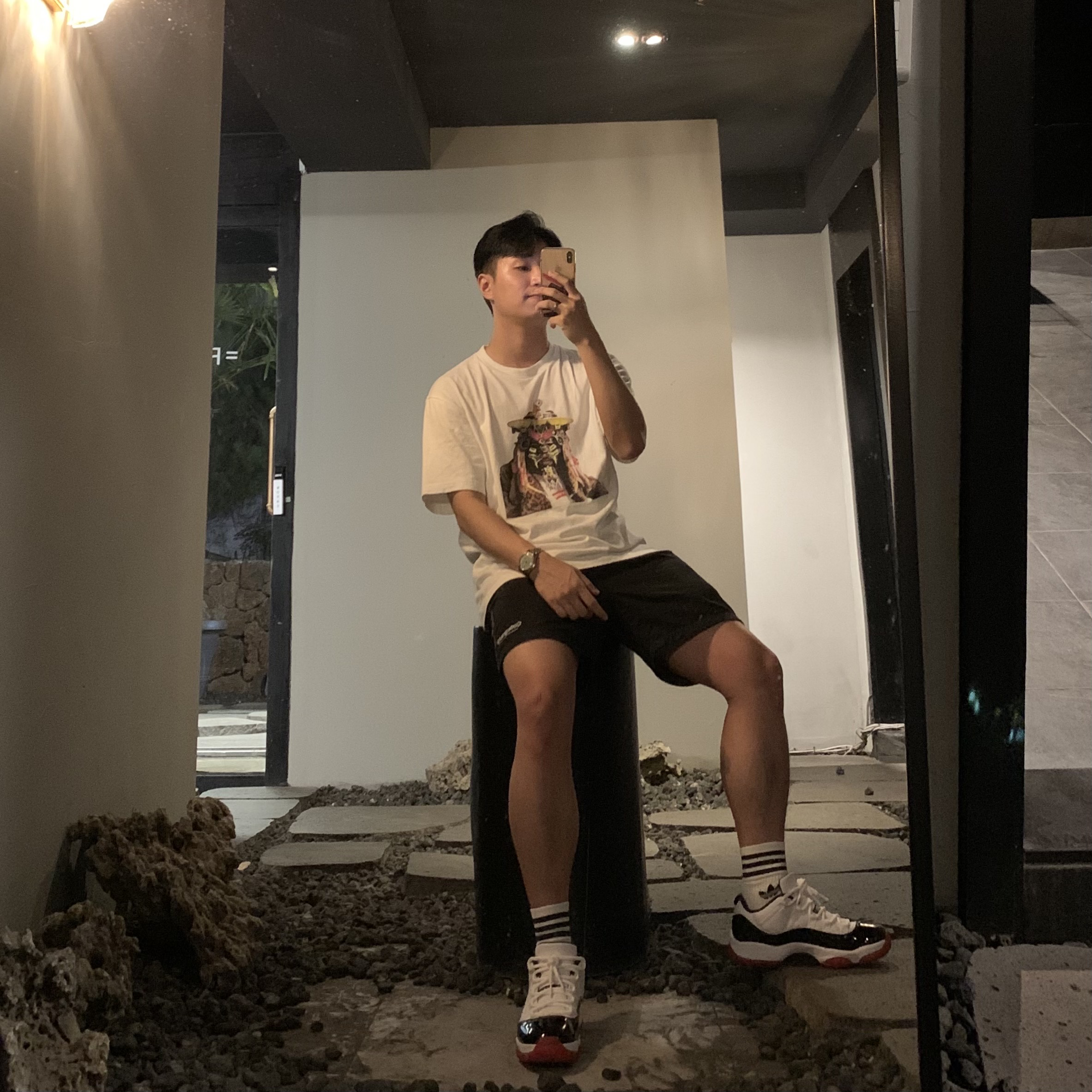 Jordan 11 Retro Low Concord Bred 착용 스타일