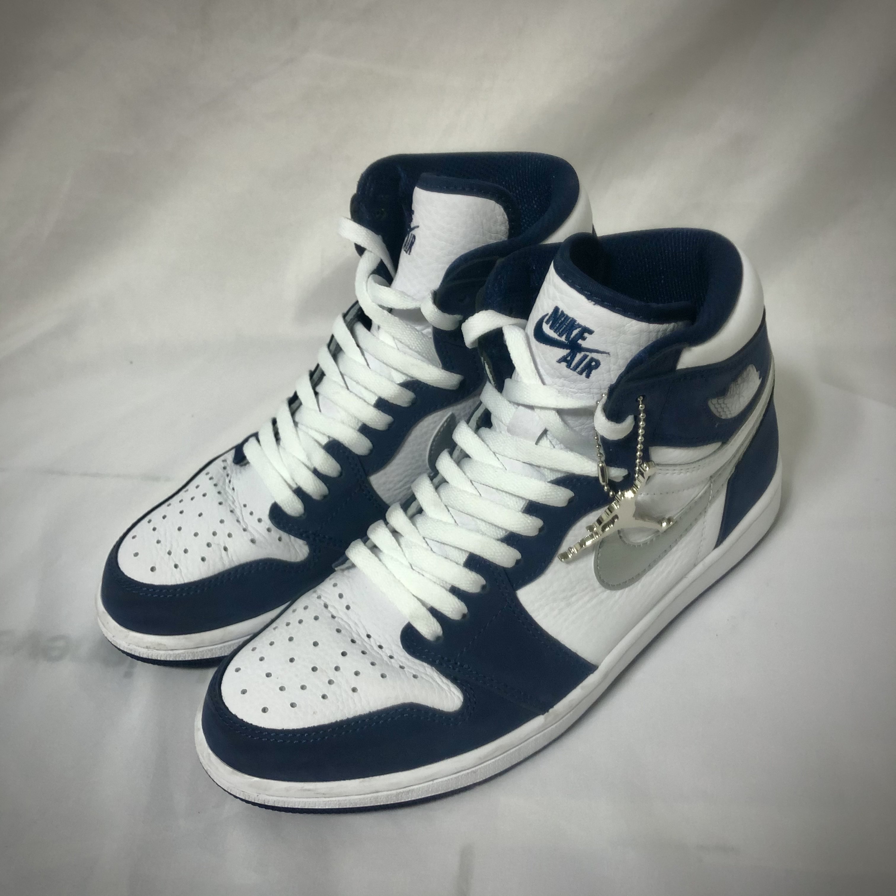 Jordan 1 Retro High OG CO.JP Midnight Navy, (W) Jordan 1 Retro High OG Lucky Green 착용 스타일 - 1