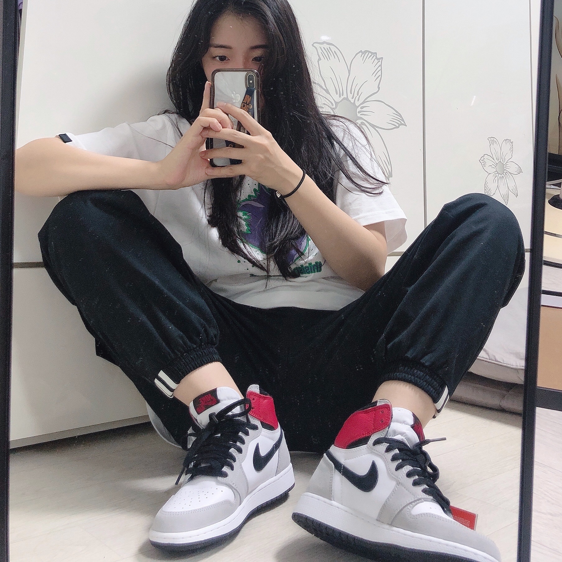 (GS) Jordan 1 Retro High OG Light Smoke Grey 착용 스타일