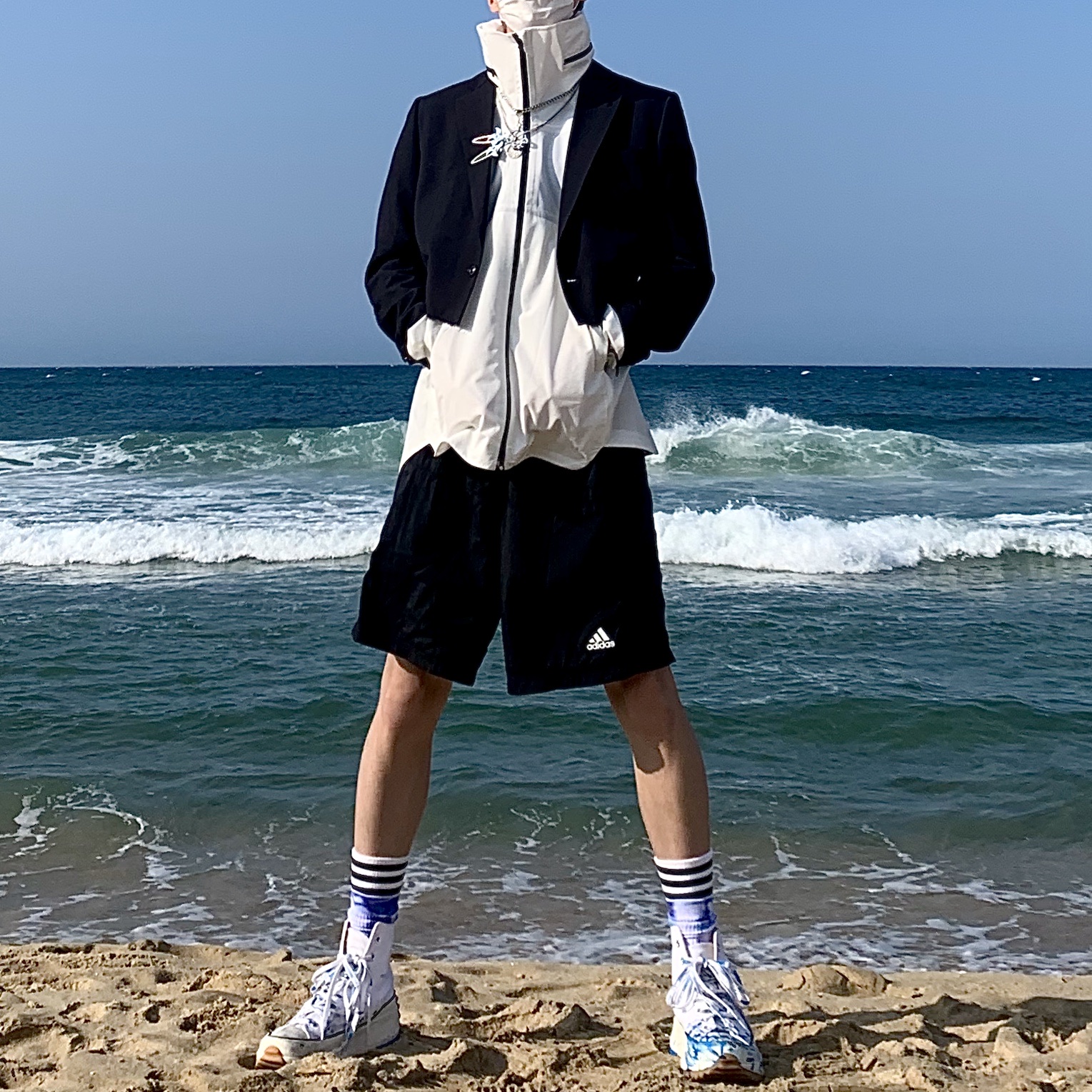 Converse x JW Anderson Run Star Hike Hi White 착용 스타일 - 1