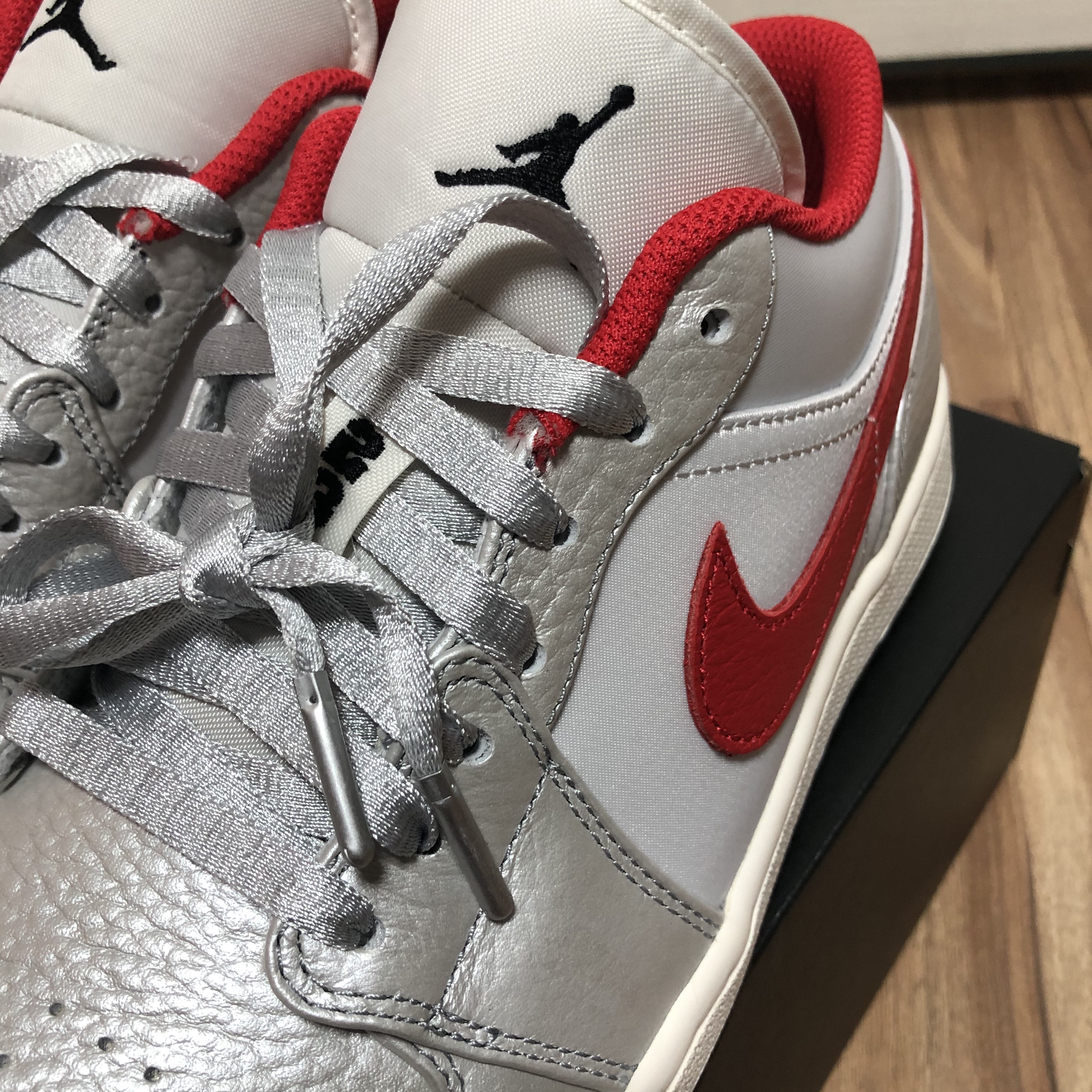 Jordan 1 Low Night Track 착용 스타일 - 4