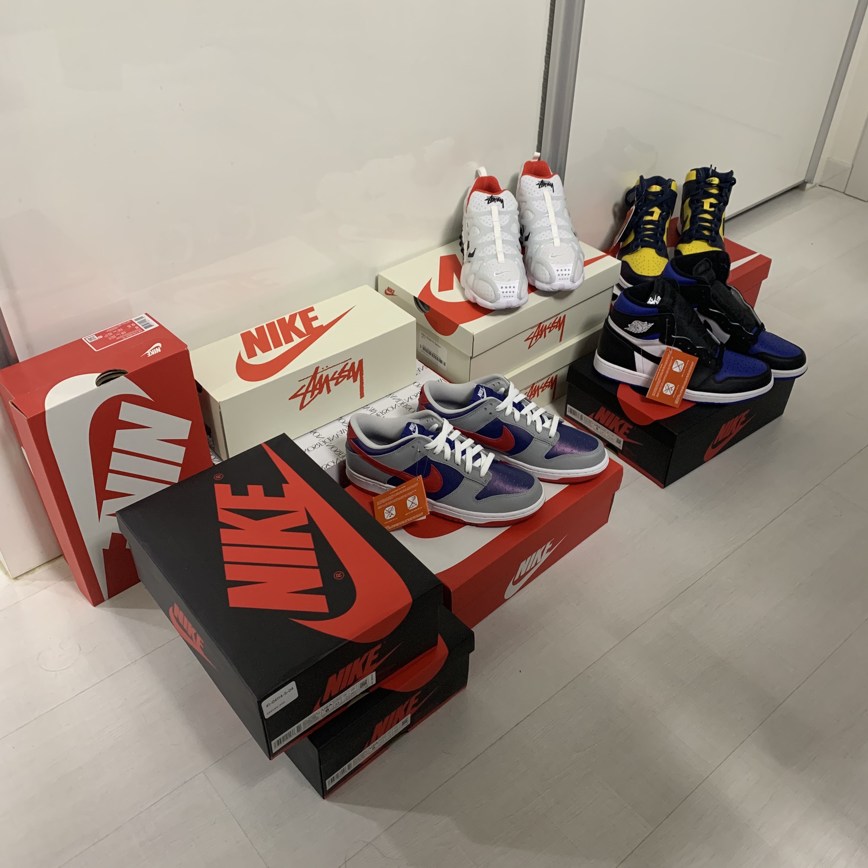 Nike Dunk Low SP Samba 2020, Nike x Stussy Air Zoom Spiridon Kukini White 착용 스타일 - 1