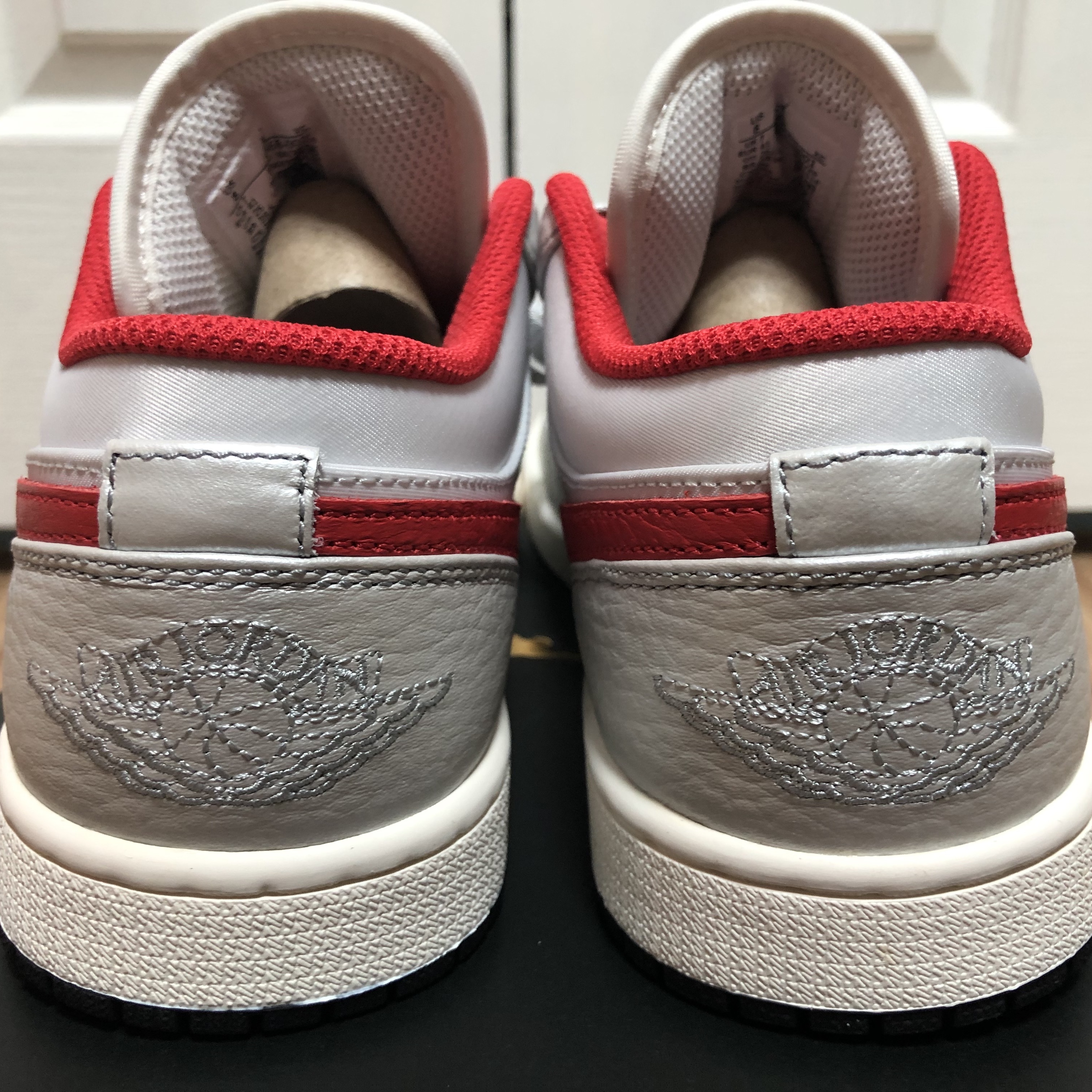 Jordan 1 Low Night Track 착용 스타일 - 5