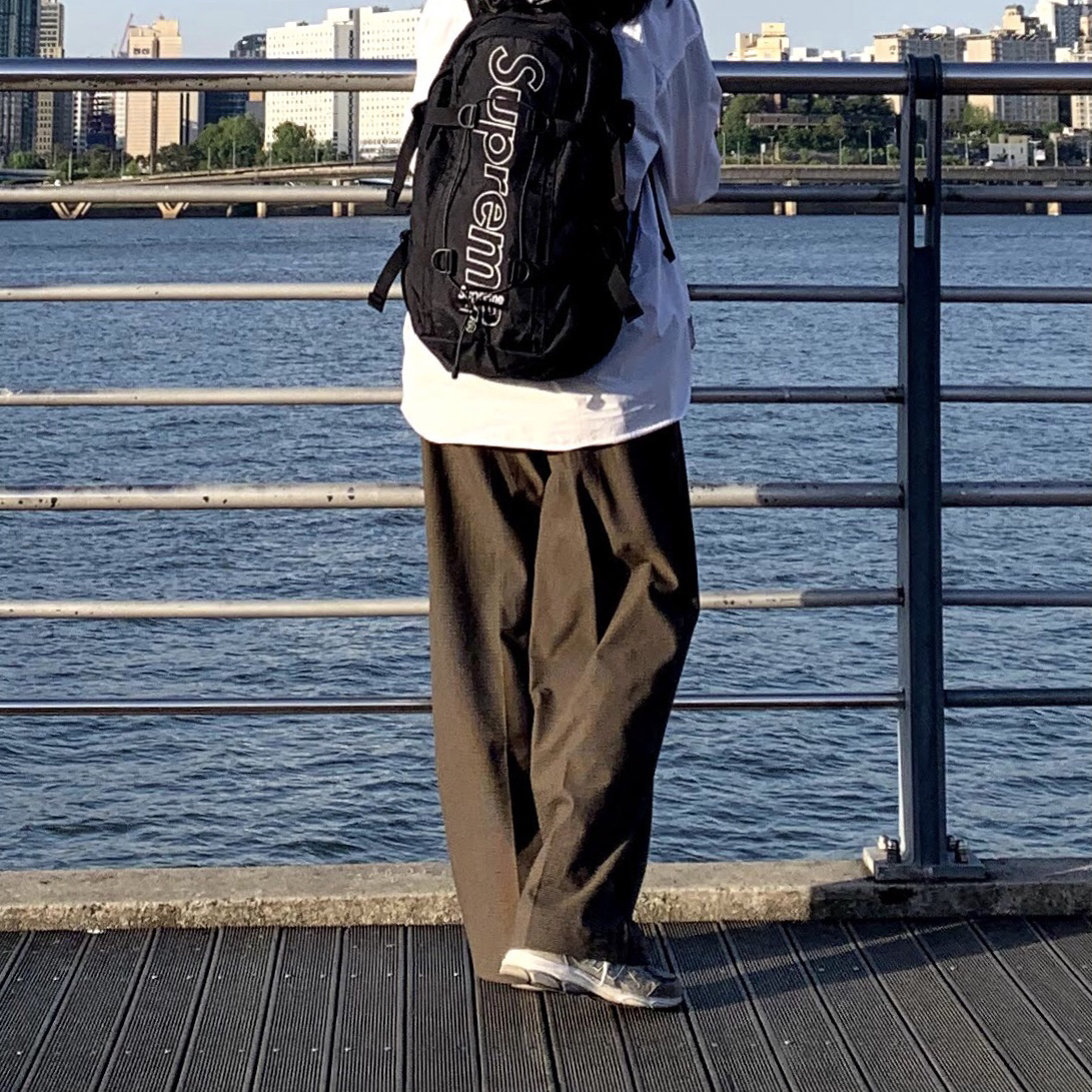 Supreme Backpack Black - 18FW 착용 스타일