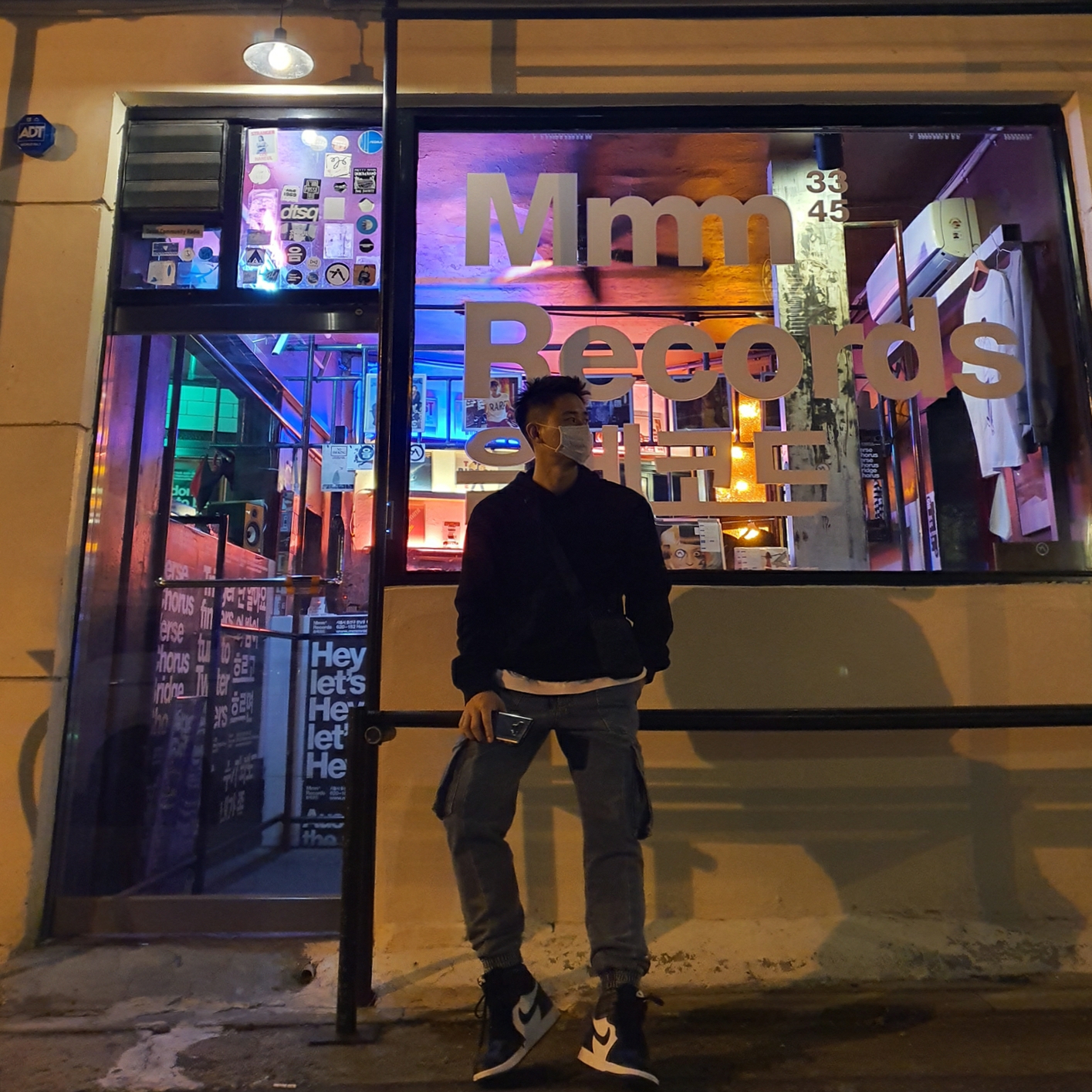 Jordan 1 Retro High OG Royal Toe 착용 스타일 - 2