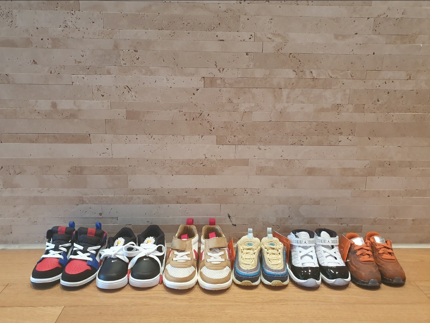Nike x Sean Wotherspoon Air Max 1/97, Nike x Peaceminusone Air Force 1 Low Para-Noise 착용 스타일