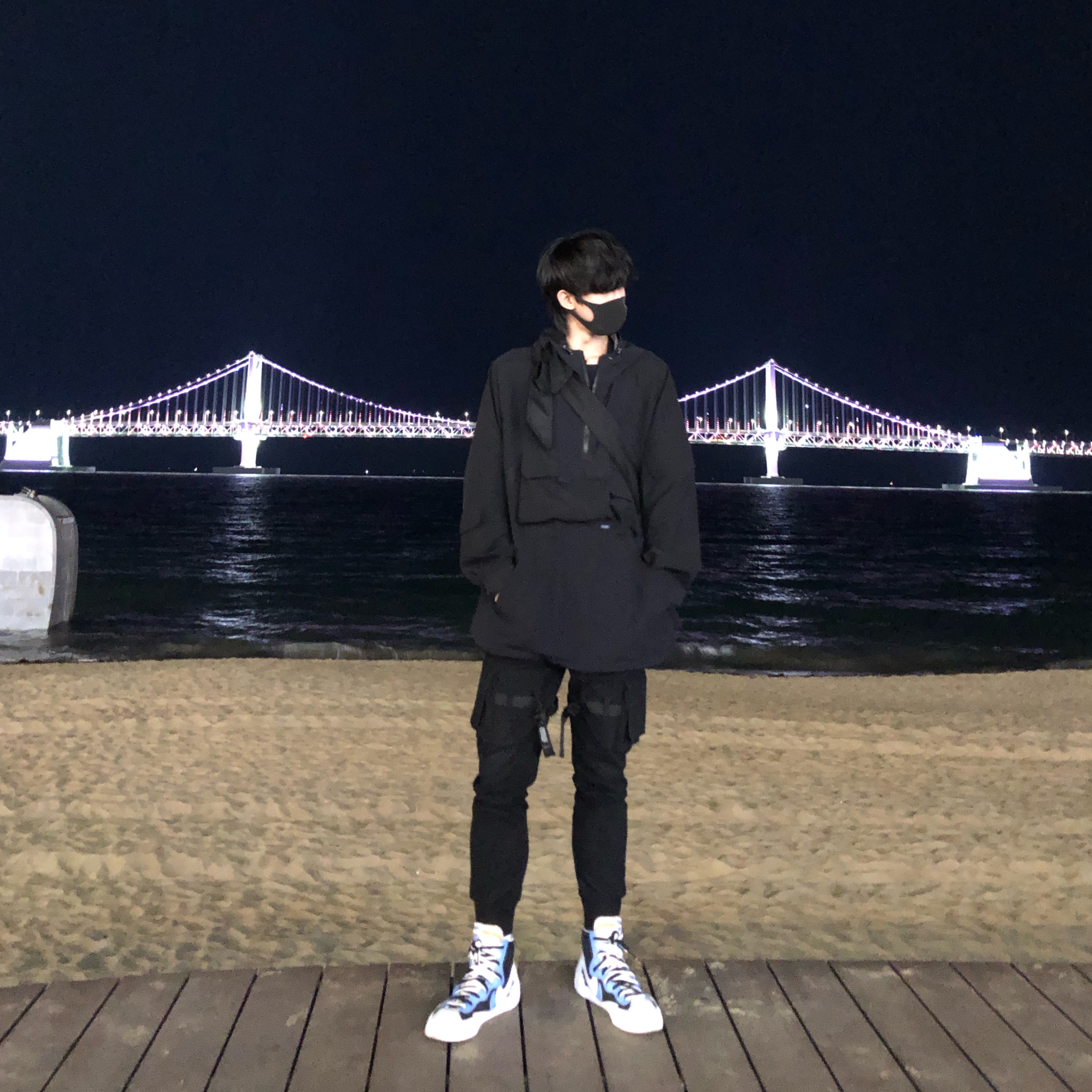 Nike x Sacai Blazer Mid White Black Legend Blue 착용 스타일