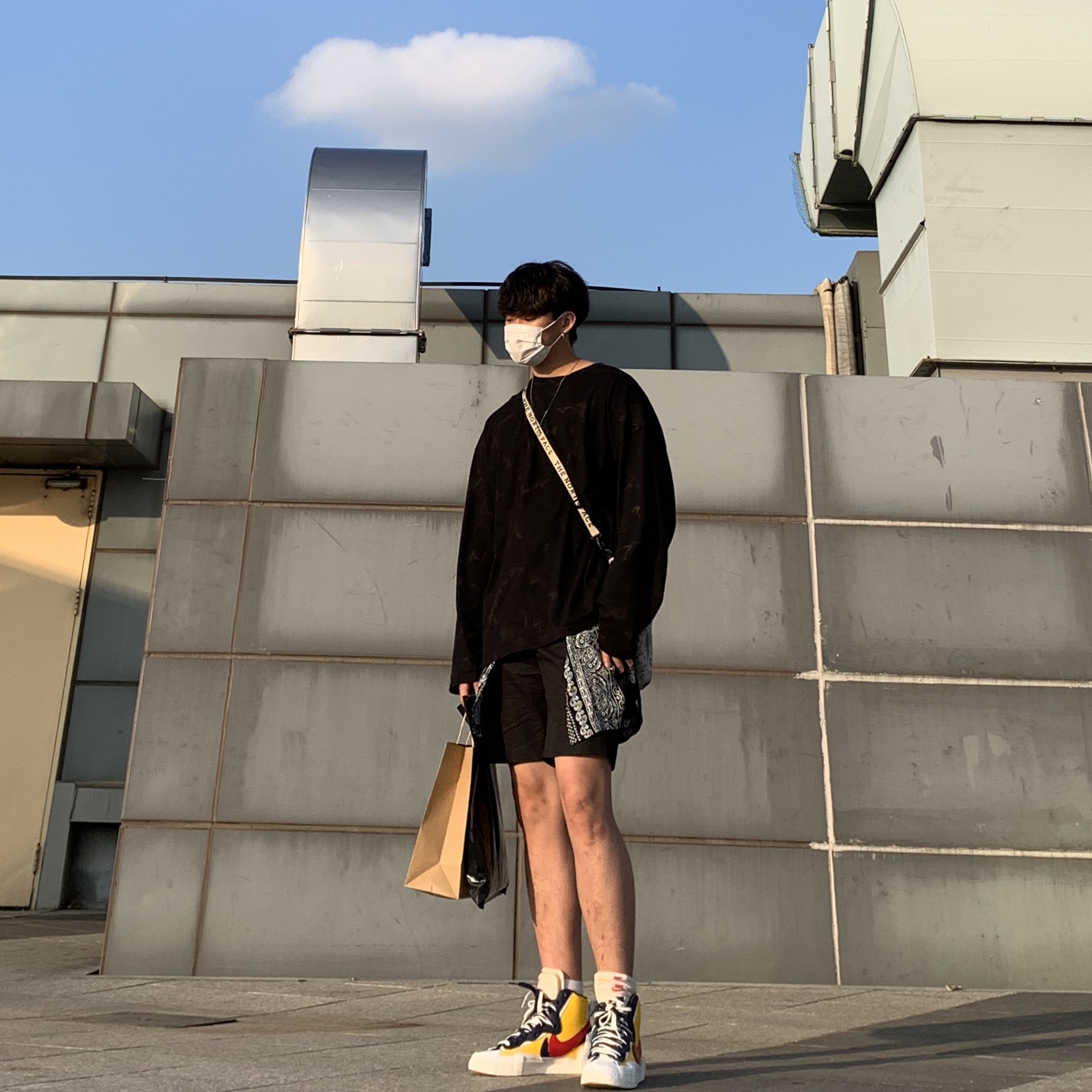 Nike x Sacai Blazer Mid Snow Beach 착용 스타일
