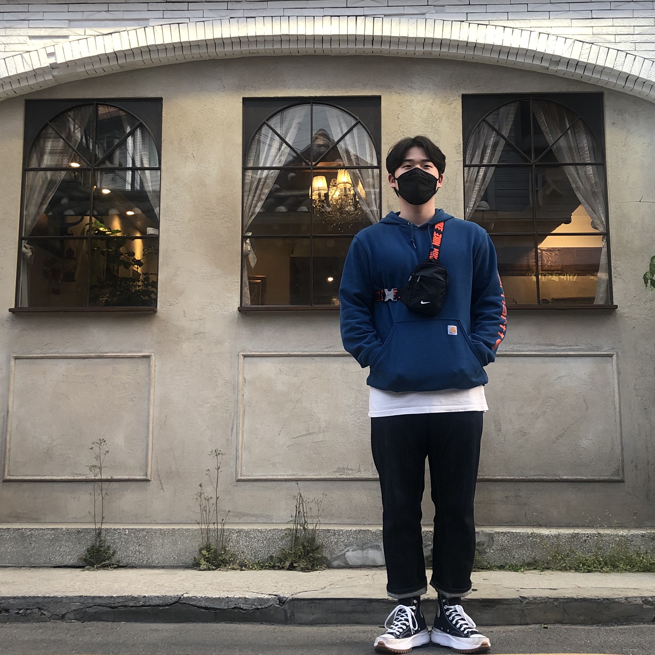 Converse Run Star Hike Hi Black White Gum 착용 스타일