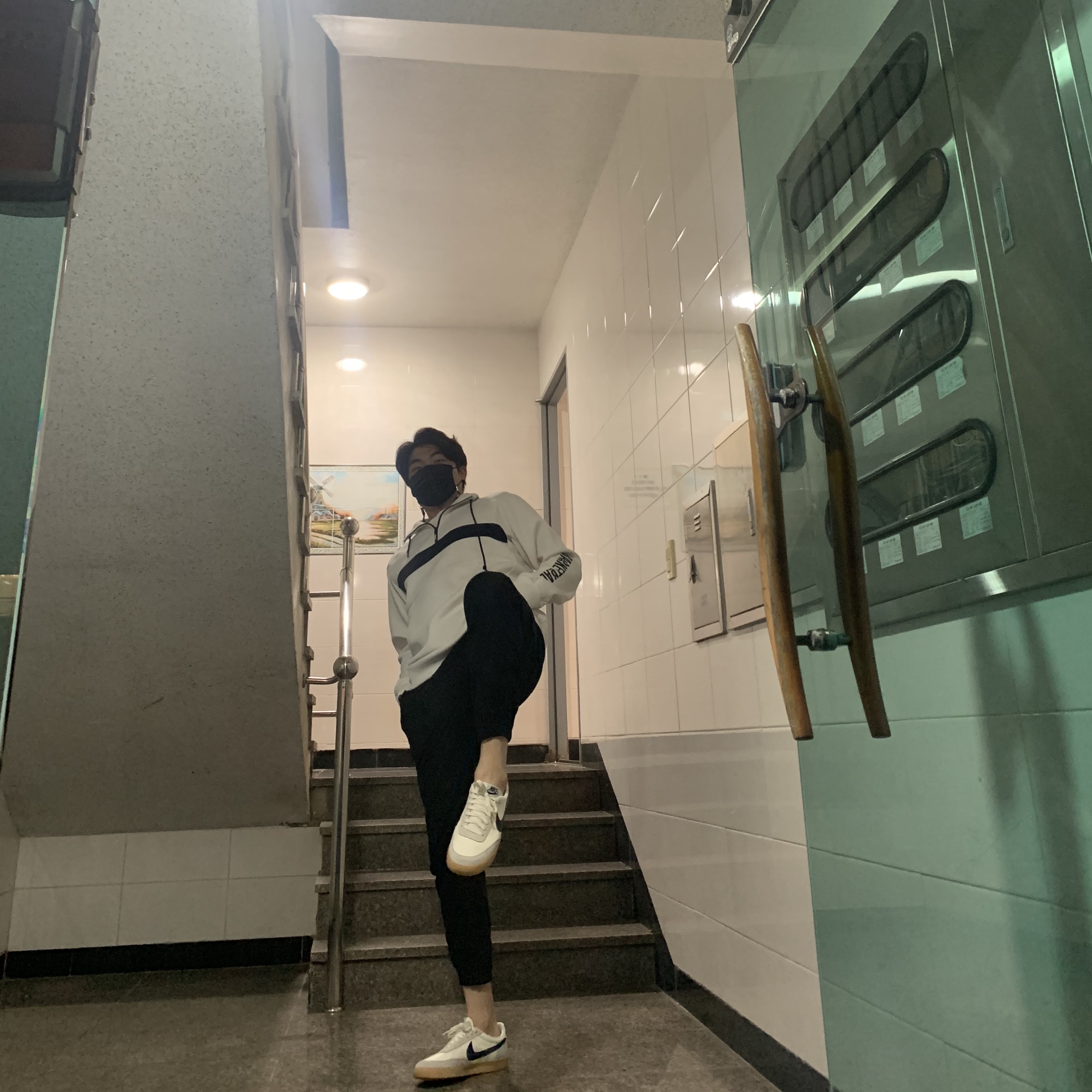 Nike x J.Crew Killshot 2 Sail Midnight Navy 착용 스타일