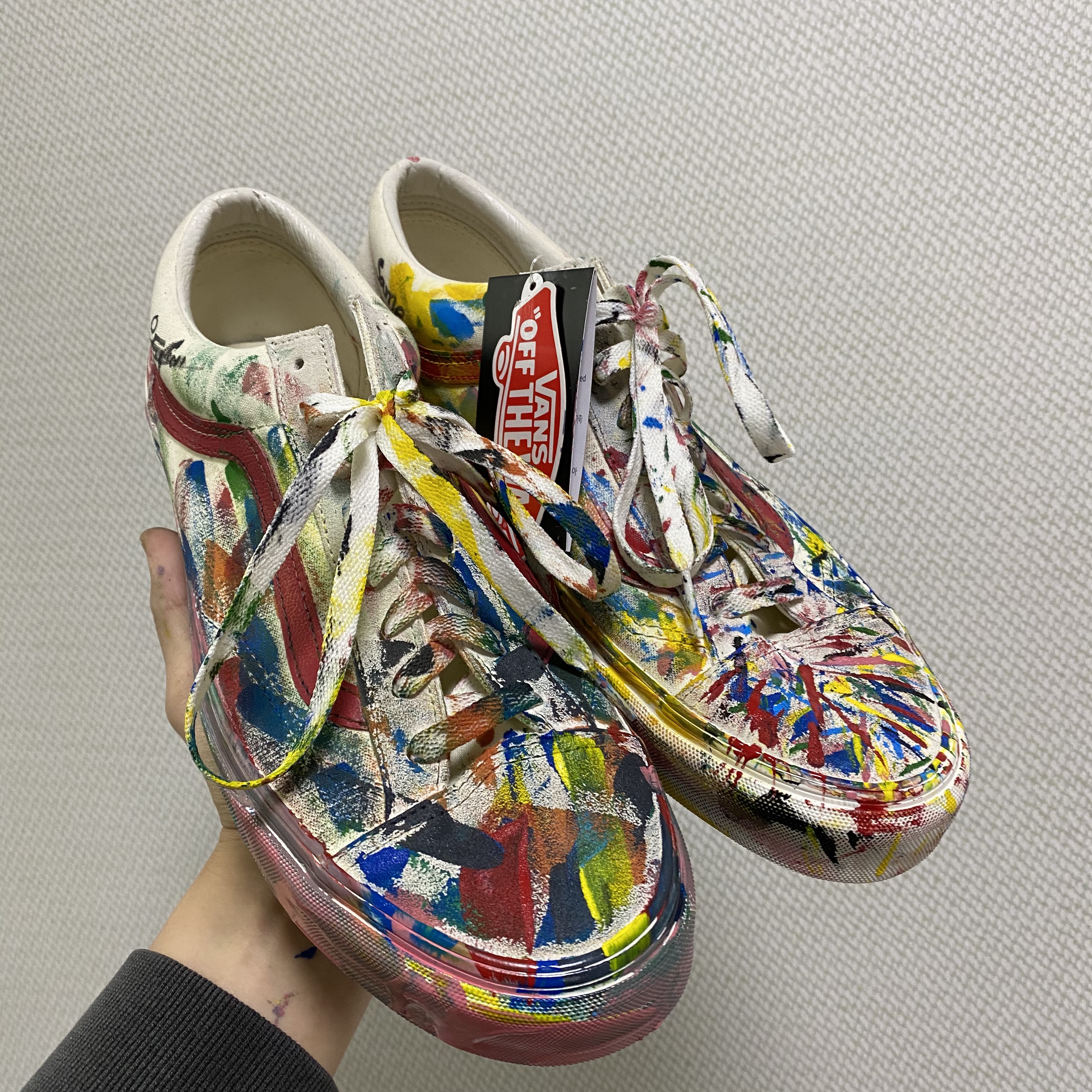 Vans Style 36 Marshmallow Racing Red 착용 스타일