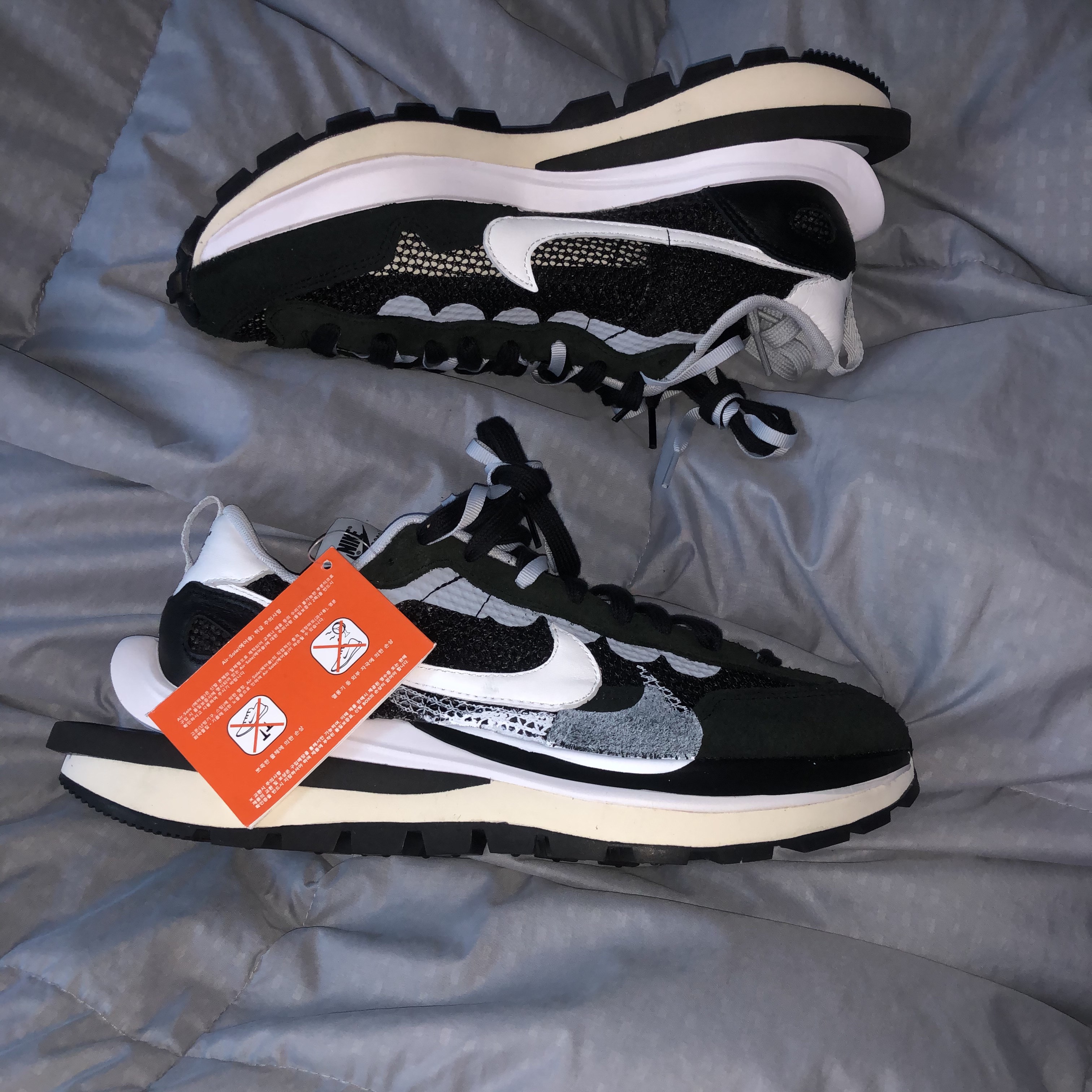 Nike x Sacai VaporWaffle Black White 착용 스타일