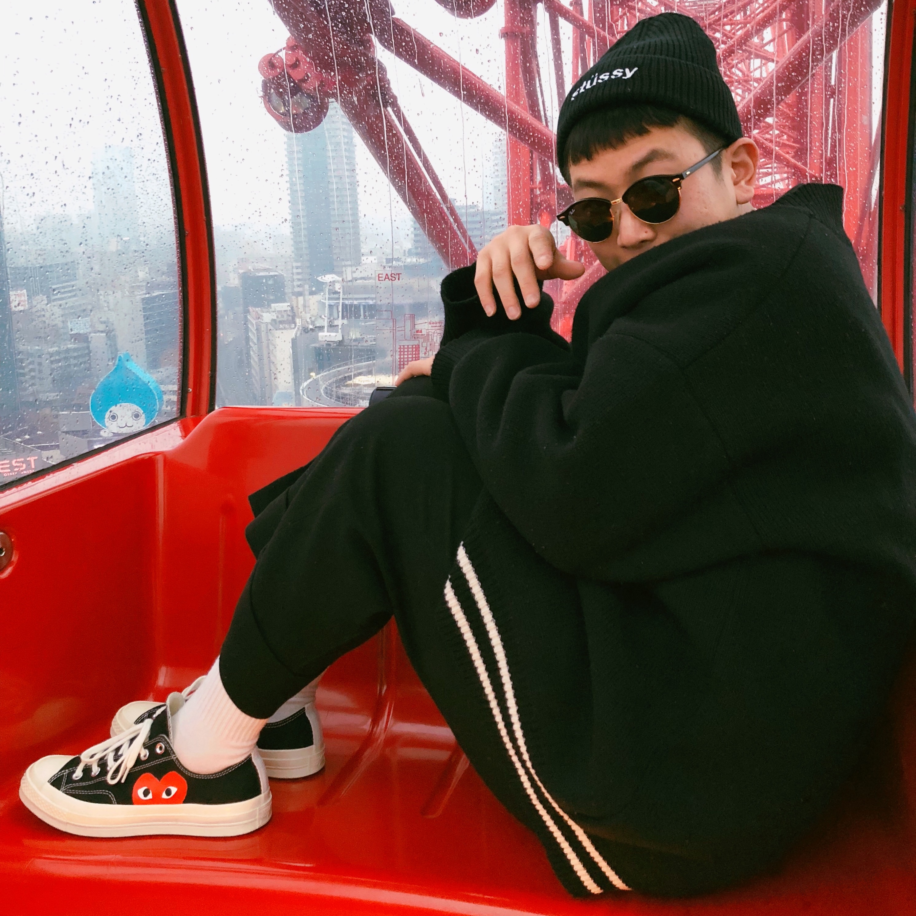 Converse x Play Comme des Garcons Chuck 70 Ox Black 착용 스타일