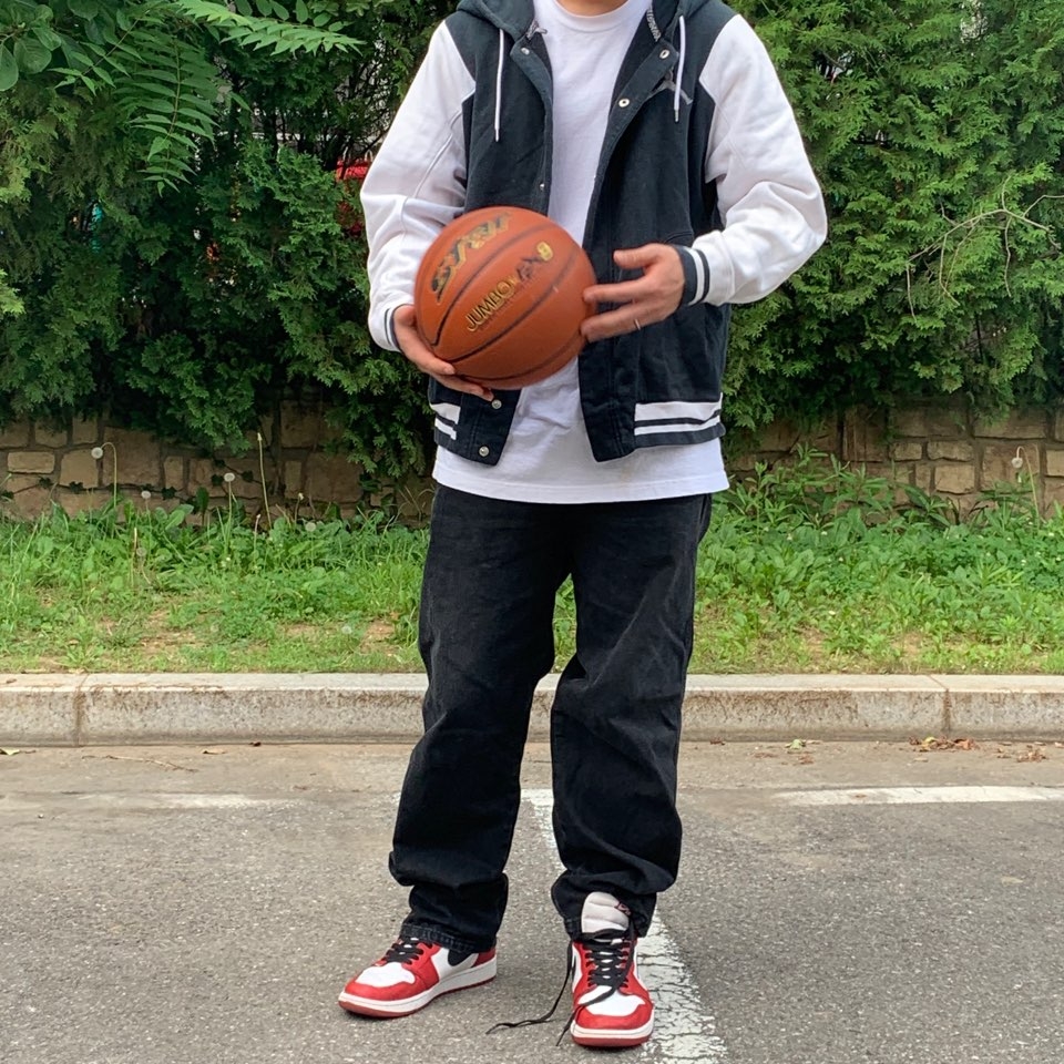 Jordan 1 Retro High OG Chicago 2015 착용 스타일 - 1