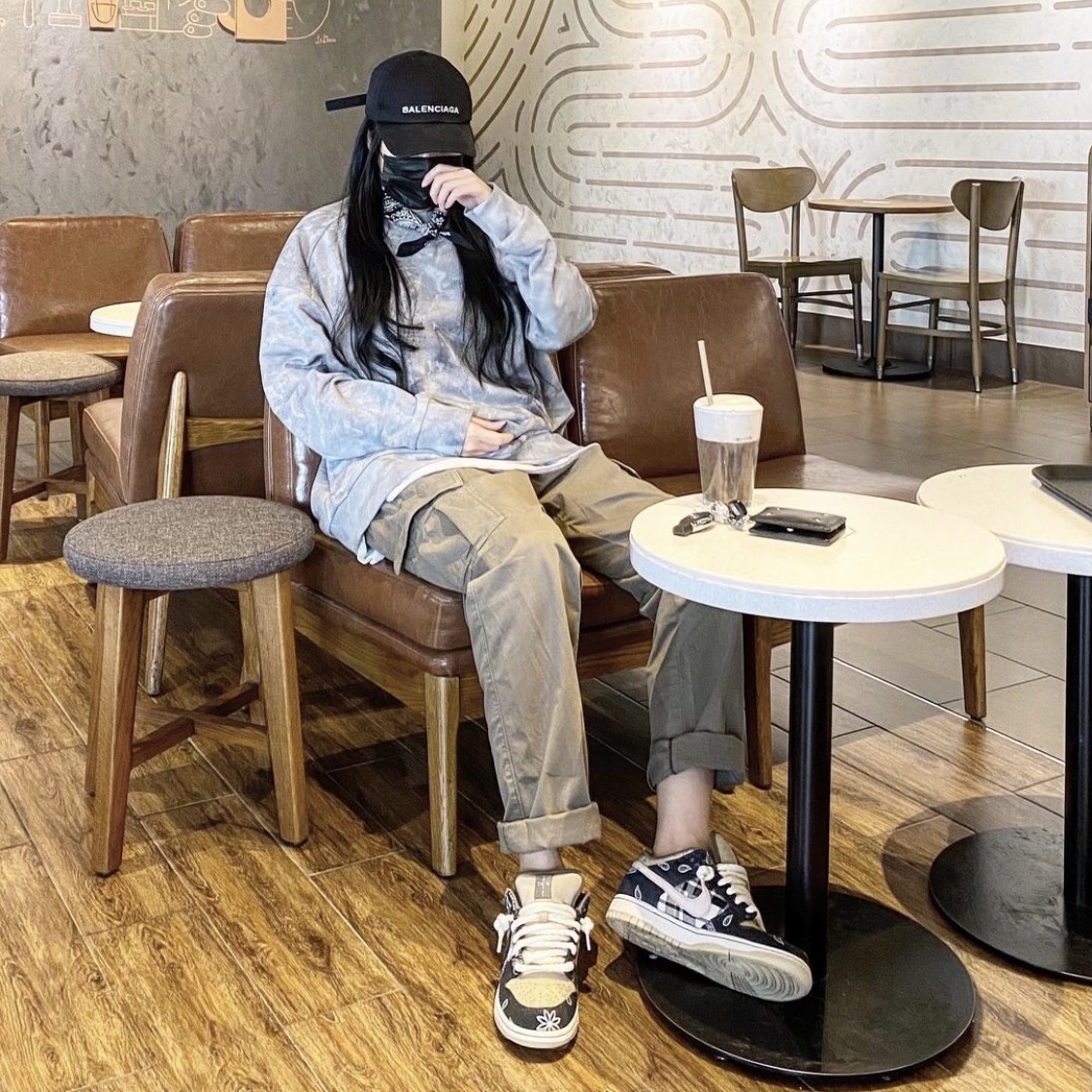Nike x Travis Scott SB Dunk Low 착용 스타일 - 1