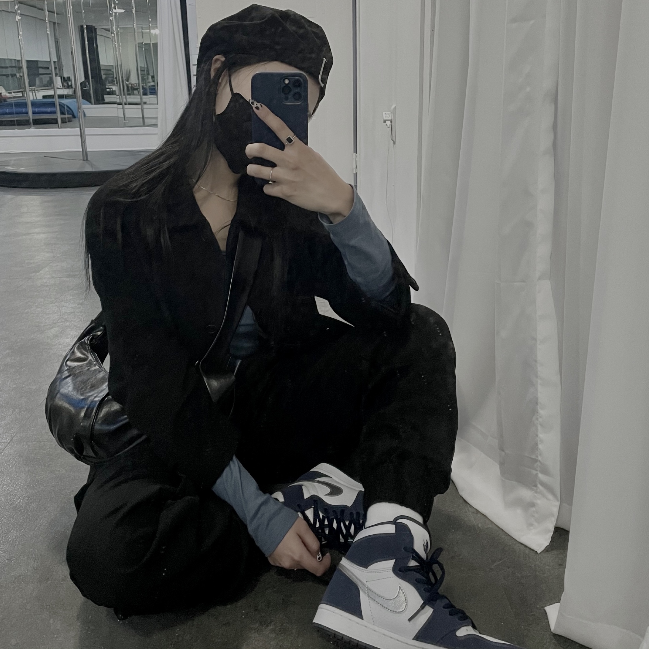 Jordan 1 Retro High OG CO.JP Midnight Navy 착용 스타일